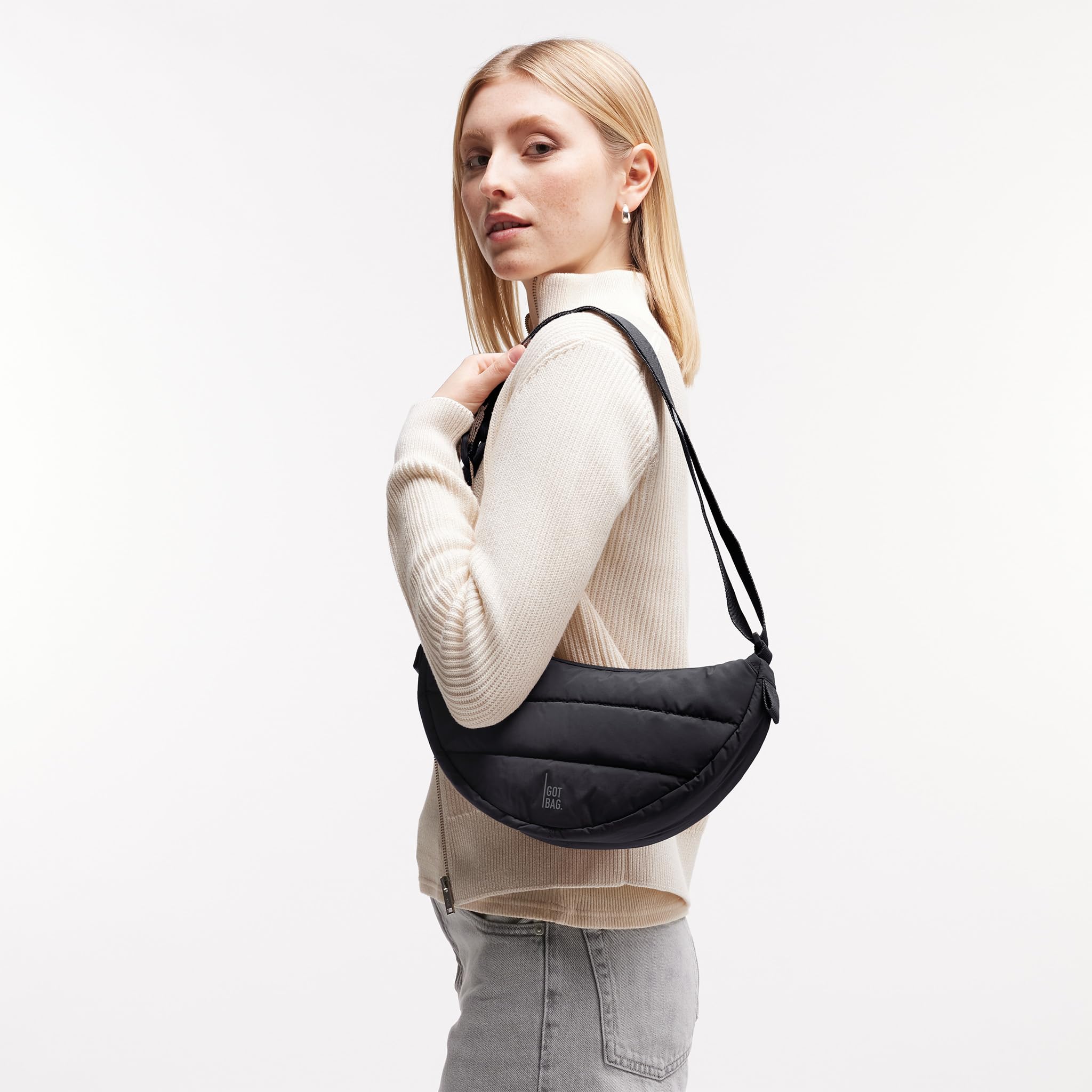 GOT BAG Puffer Moon Bag Small | Pikowana Torebka Półksiężyc | Wodoodporna Nerka Crossbody | Przybrzeżne Odpady Plastikowe