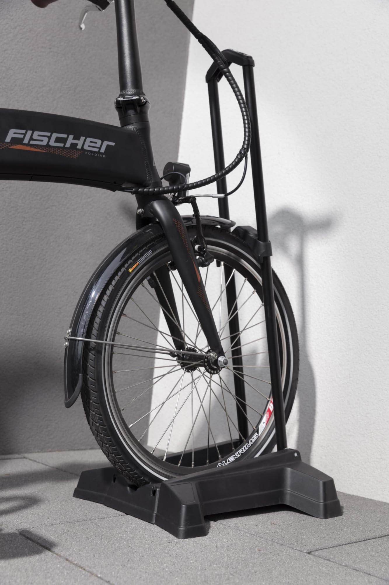 Fischer 10446 Support de vélo I Rangement pour vélo I Support à vélo I Parker à vélo Noir