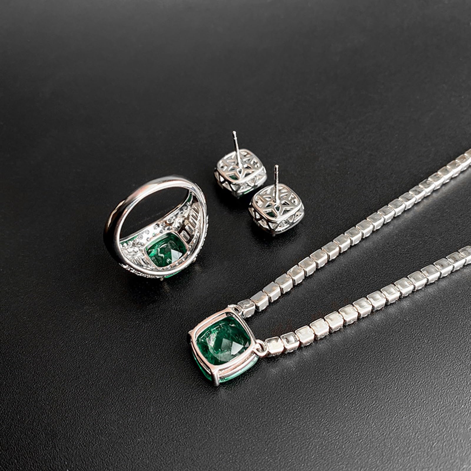 Juego de collar con colgante de diamante verde artificial de plata de ley 925 para mujer, conjunto de joyas cuadradas con diamantes de imitación verdes para bodas, banquetes