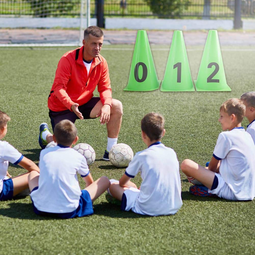 Cono da allenamento per calcio, 10 pezzi 23 cm resistente all'usura a disagio deformare Cono da allenamento per calcio verde Numero 0-9 Barriere da calcio Marcatori a cono per