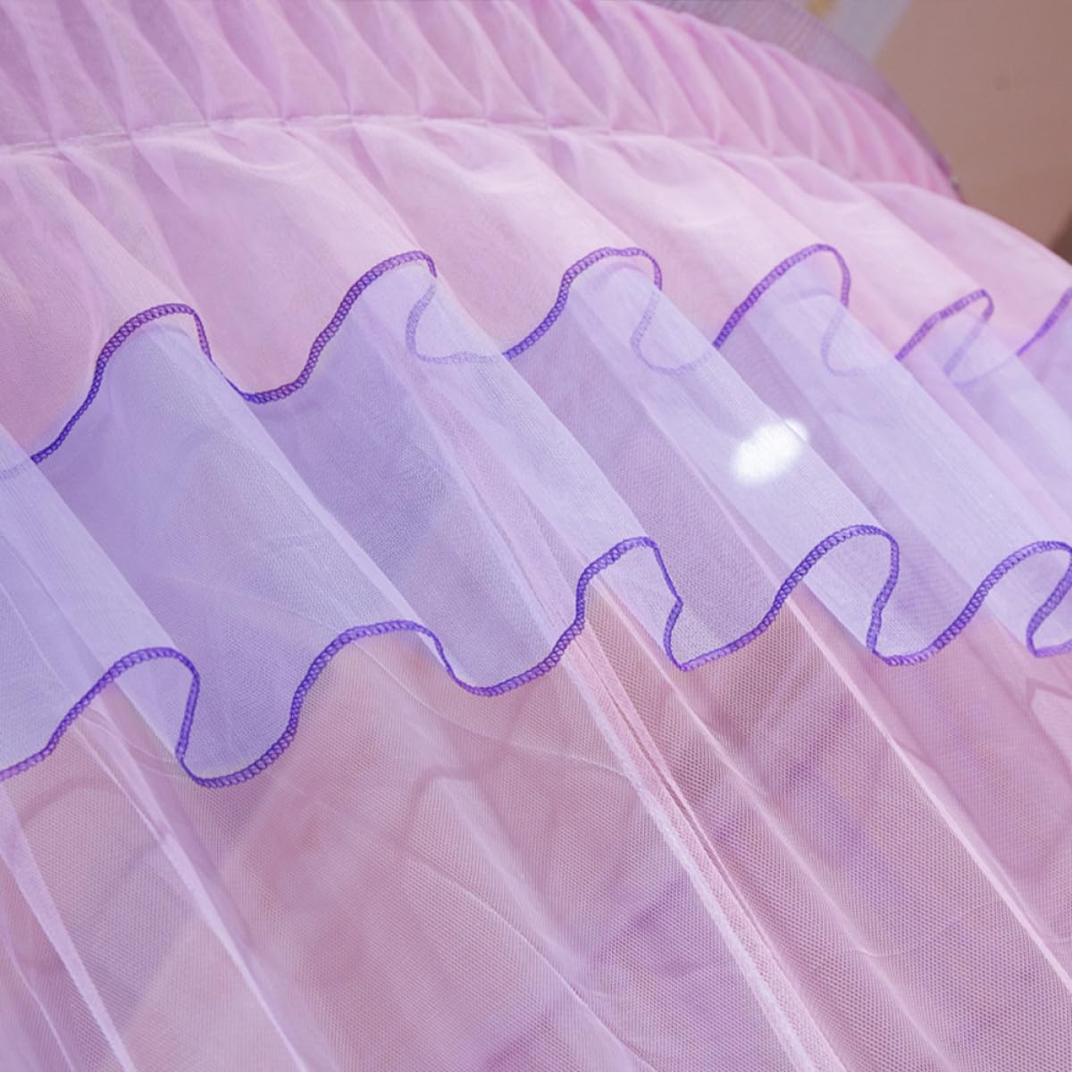 BESTYASH Moustiquaire Dome Suspendue pour Lit, Filet Léger en Fibre de Polyester et Fil de Fer, Style Romantique Dentelle, pour Chambre à Coucher Élégante