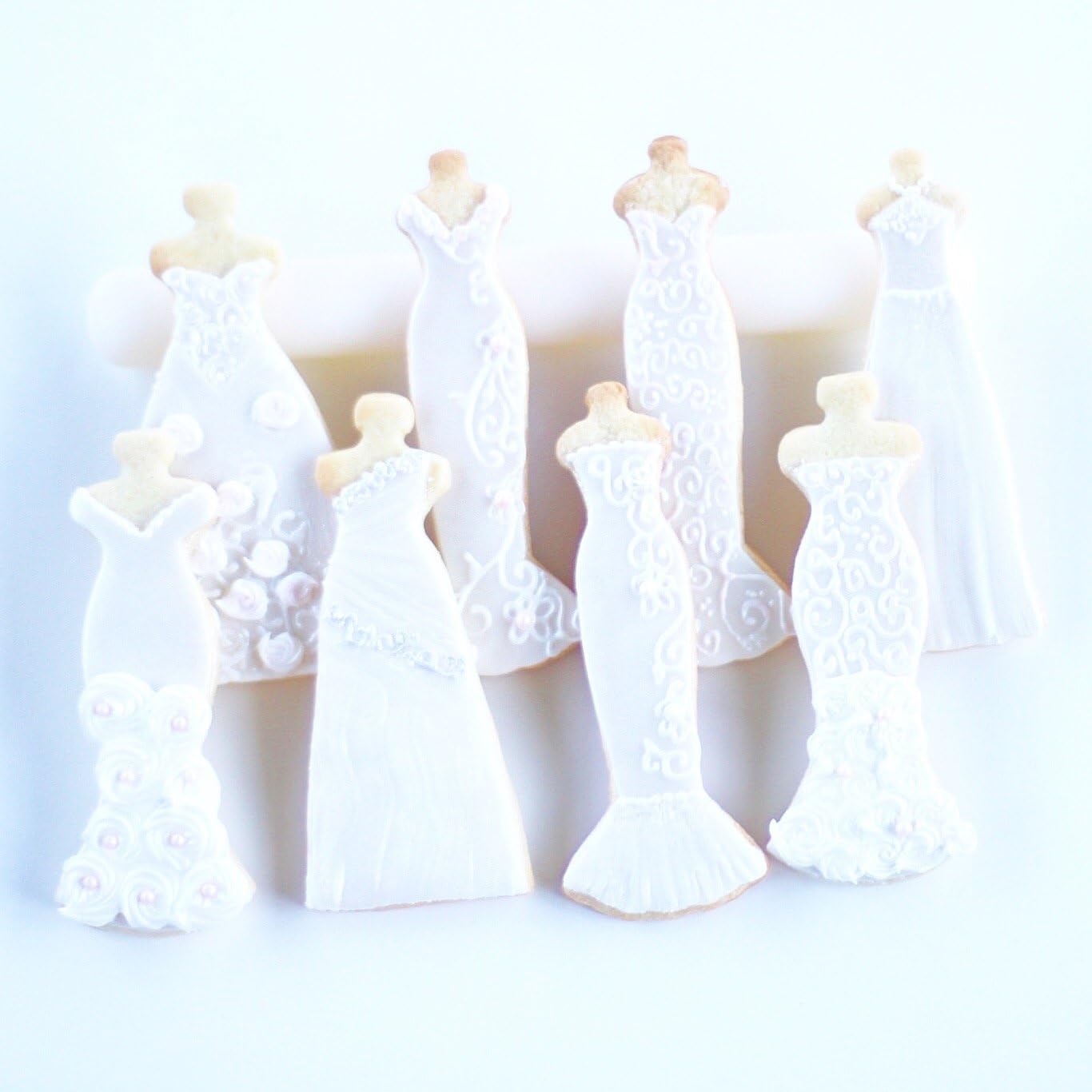 ½ Dz. Wedding Gown Cookies! The moment she takes his breath away…. Bridal Shower, Wedding, Engagement Party Favors or Gift!