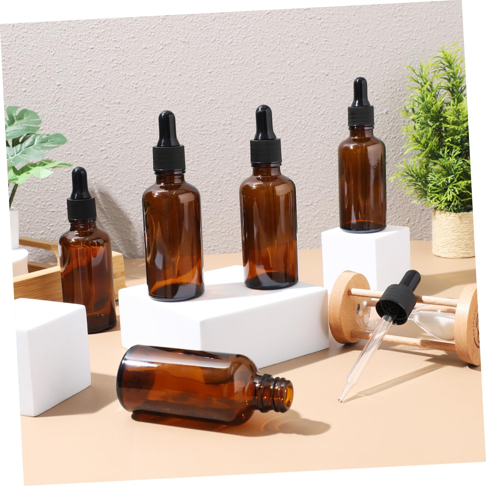 12stücke Braunglasflasche mit Tropfflasche für Öl Praktische Sprühflasche für Ätherische Öle als Kleines Fläschchen für Parfümflakons und Reise-sets