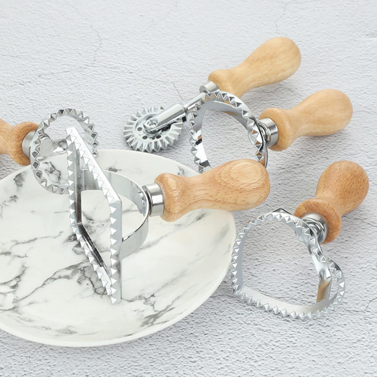 4 Piezas Moldes de Aleación para Galletas y Dumplings Diversas Formas, Herramienta para Hornear Sencilla y Que Ahorra Trabajo, Adecuado para Repostería Casera