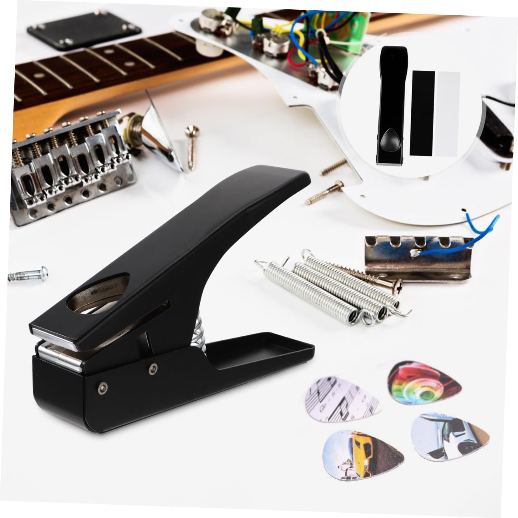 Eleganter Gitarrenplektrum Stanzer aus Eisen mit Standardloch und Rutschfestem Silikonpad für Selbstgemacht Locher und Werkzeugherstellung