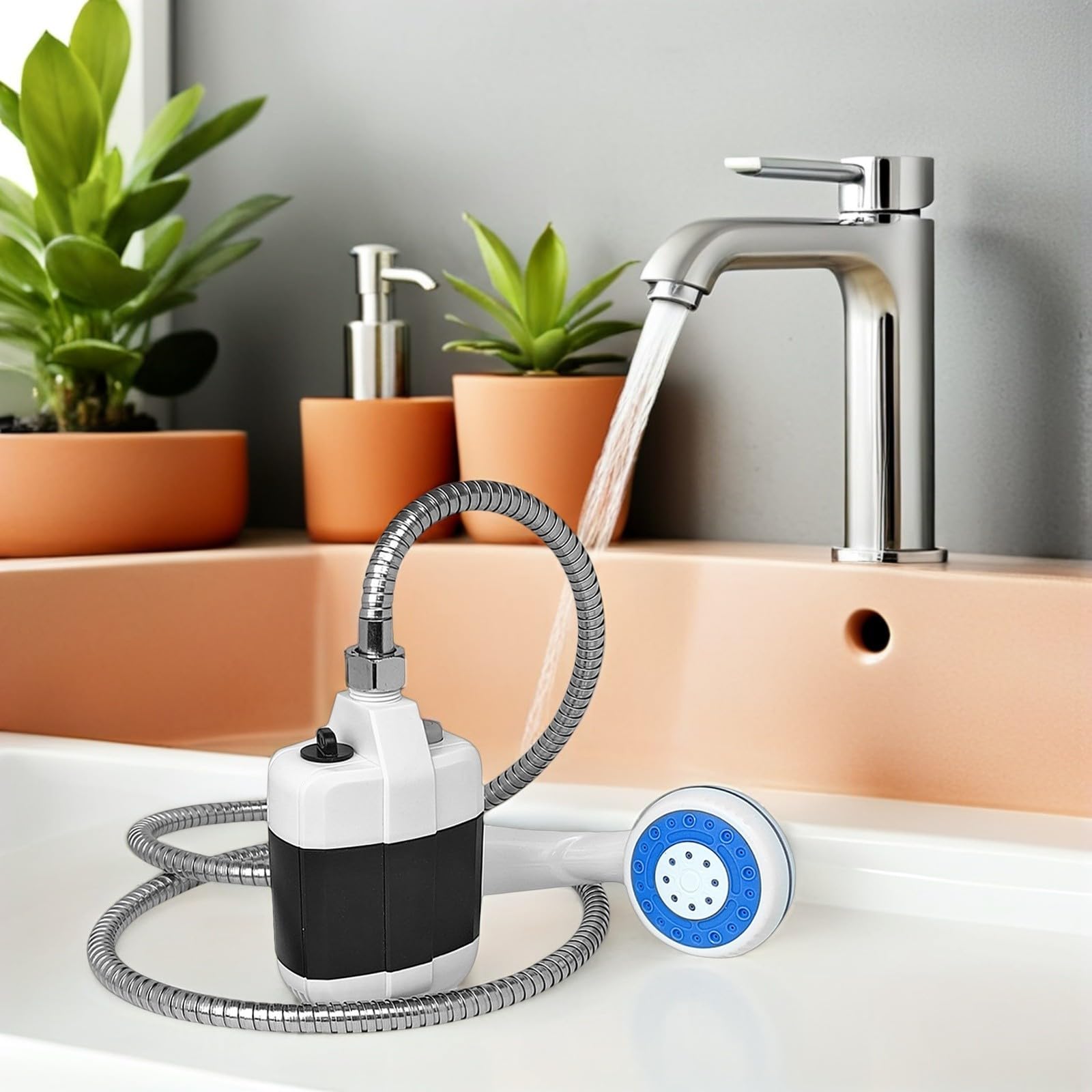 YARNOW Doccia da Campeggio Portatile USB Ricaricabile, Sprayer | Ugello Multifunzione, Design Compatto, Metallo, Uso Domestico e Indoor