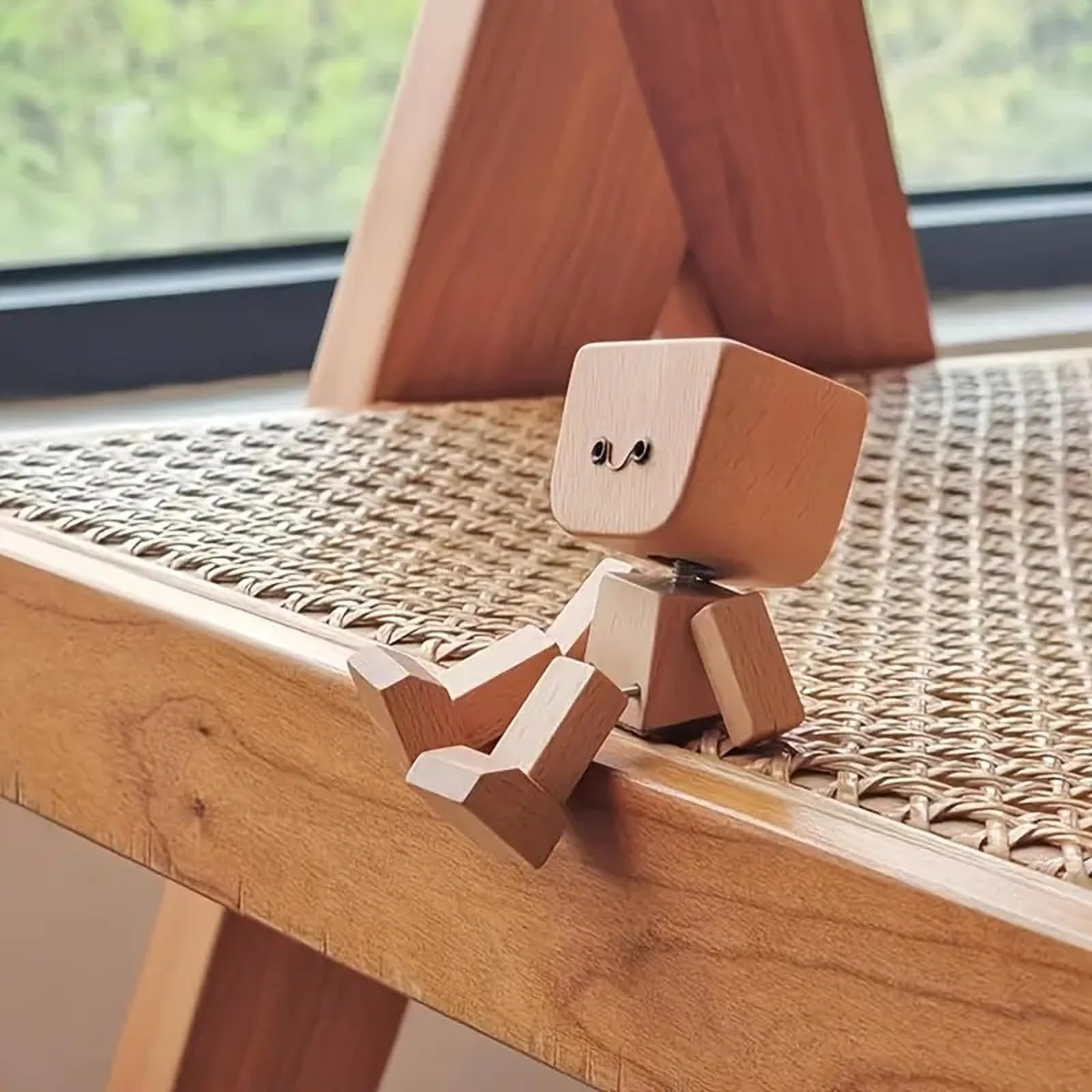 Wackelfüße Holzfigur - Handgefertigte Puppe Mit 12 Magnetischen Gesichtern