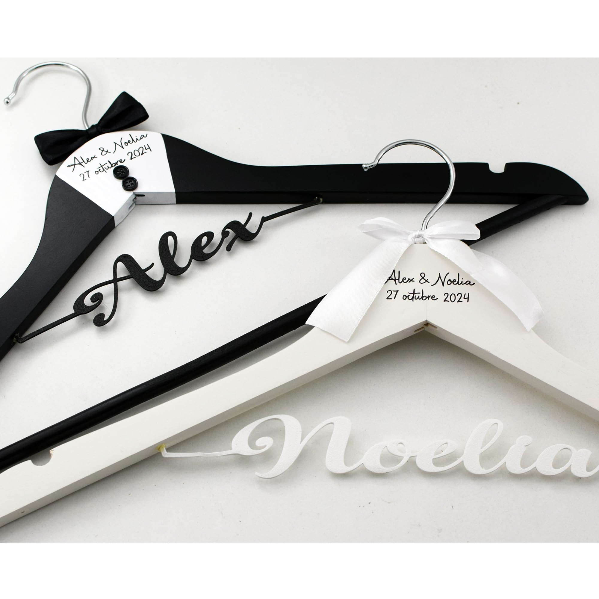 Pack de 2 perchas personalizadas para novios, perchas de madera para bodas, regalo de bodas para novios, perchas personalizadas para boda