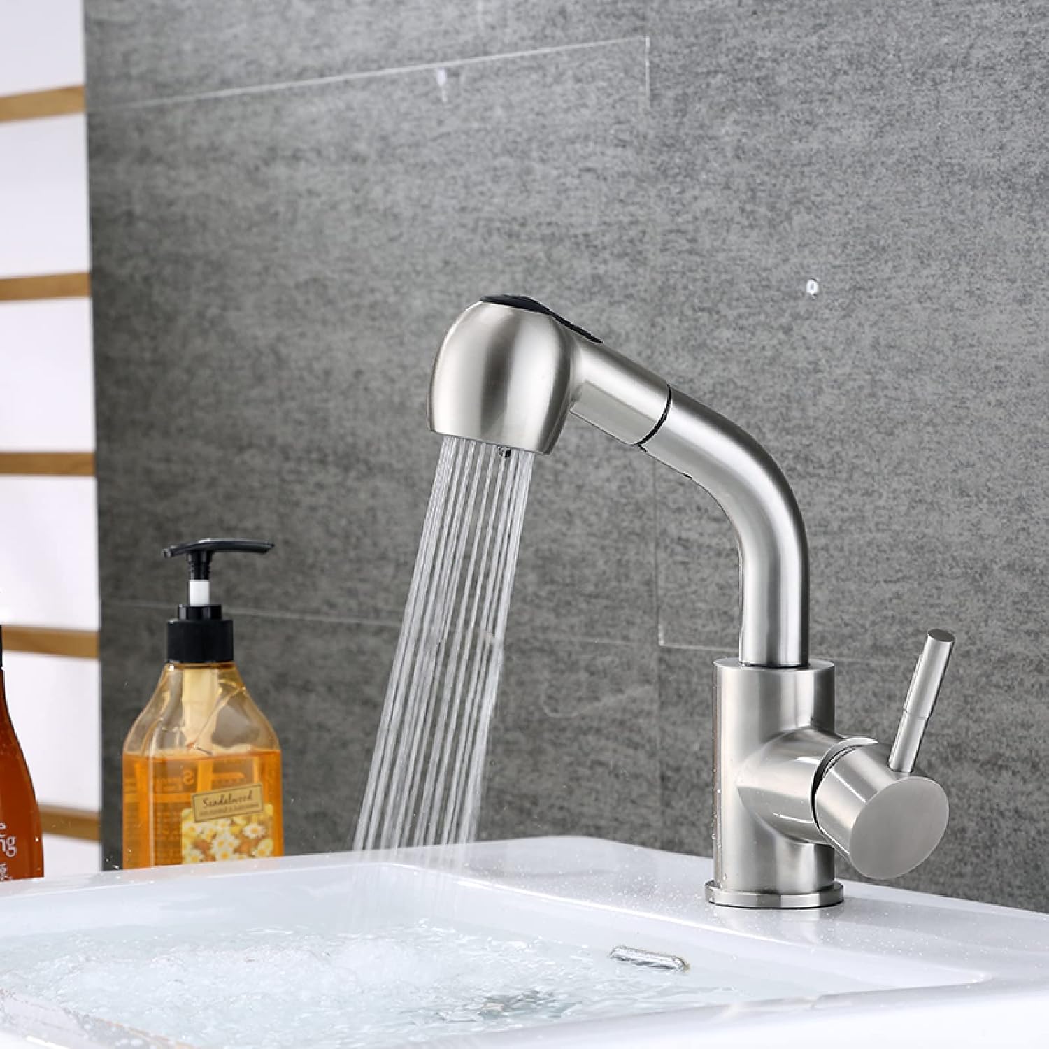 Bathroom Mixer Sink Faucet with Pull Out Sprayer Dual Mode Mixer Tap for Hot and Cold Water Pull Down Faucet Stainless Steel Single Handle Multifunctional Retractable Basin Faucet