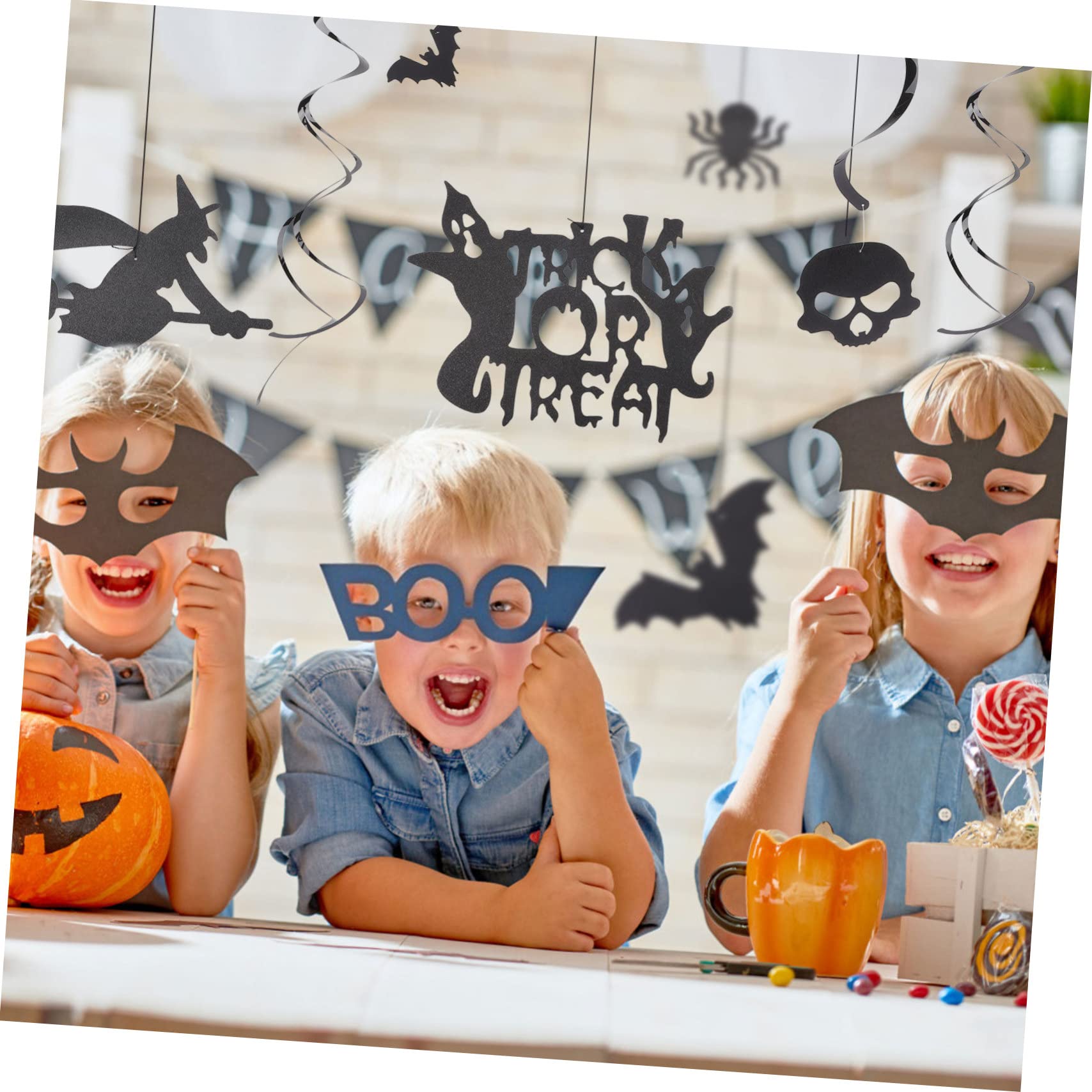 Ciieeo 5 Set di Decorazioni di Halloween A LED Ragnatele Teschi Streghe E Spirali per Decorazioni per Feste
