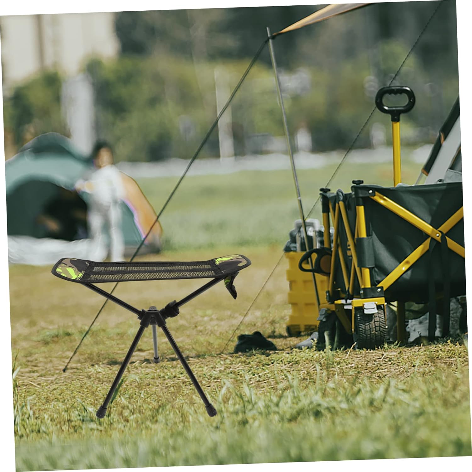 Portable Folding Fishing Stool Lightweight Collapsible Leisure Chair for Camping Beach and Outdoor Activities Convenient Space-Saving Design Camouflage Footrest