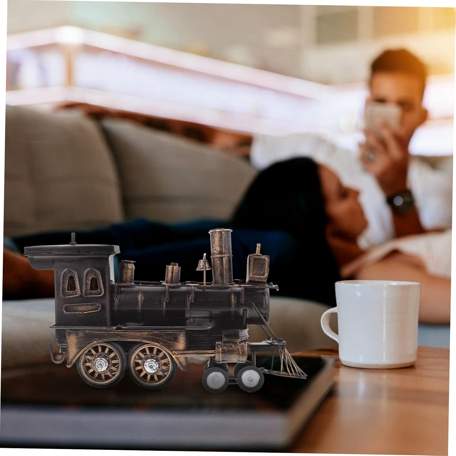 Hemobllo Handcrafted Steam Locomotive Model Ornament Retro Alloy Sculpture for Home Decor Photography Props Vintage Bar Display Desktop Decoration