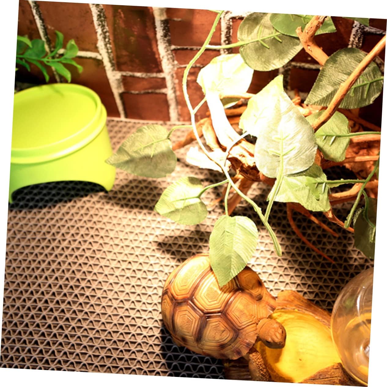 BESPORTBLE Reptile Carpet Mat Terrarium Liner for Lizards Snakes and Turtles Breathable Durable Bedding for Reptile Enclosures Gray