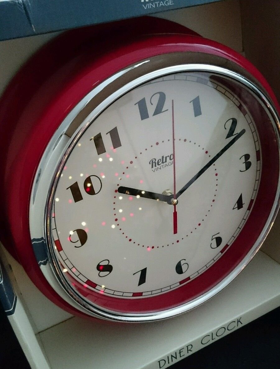 Retro American Diner Kitchen Red Wall Clock Battery Operated Round 30cm