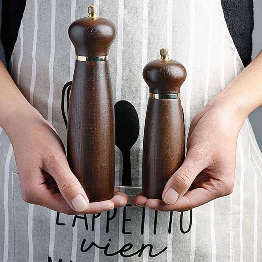 Electric Salt and Pepper Grinder Set, Battery Operated Automatic Spice Mill with Adjustable Coarseness, Stainless Steel Shaker(300g+190g)