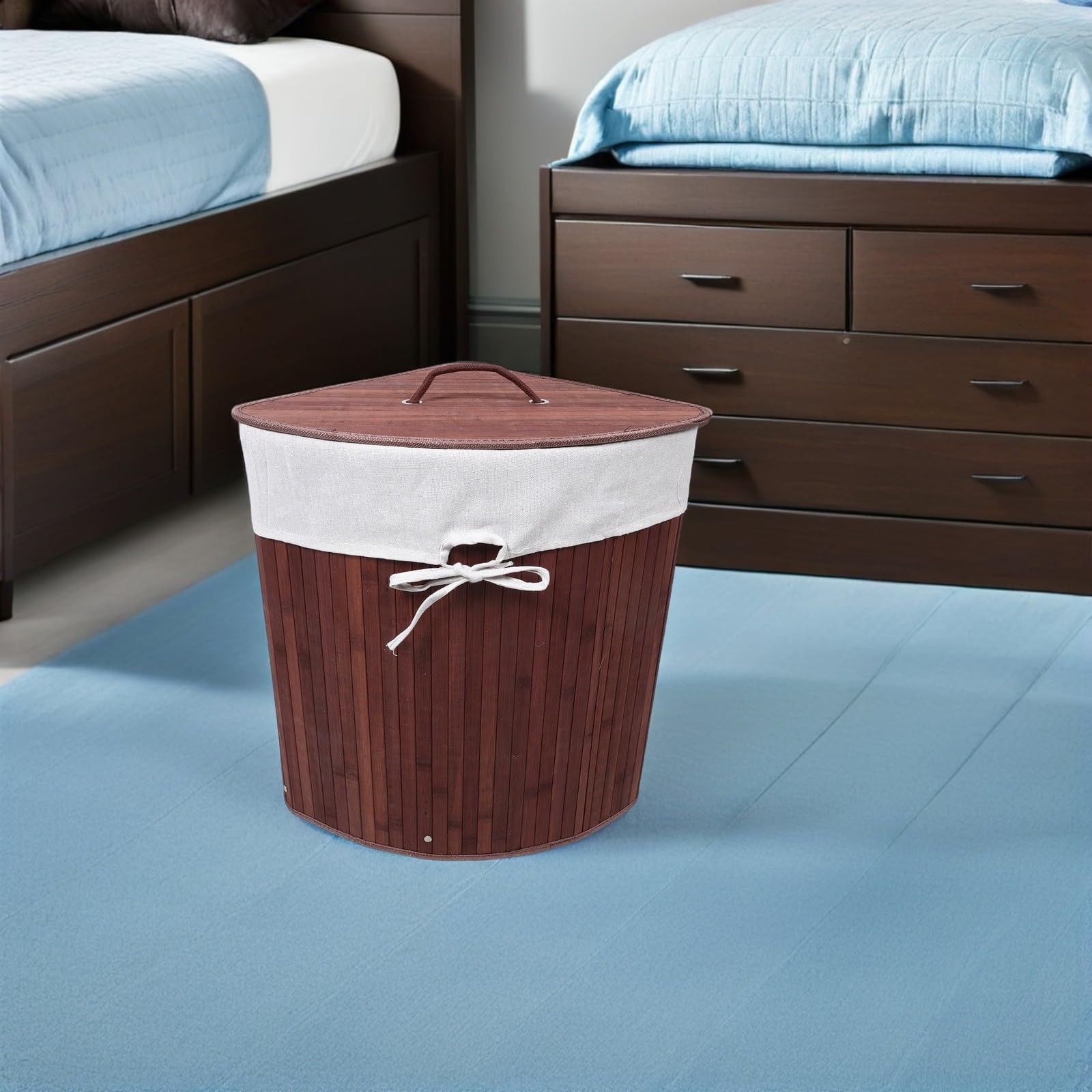 Cesto Portabiancheria Triangolare con Coperchio in Bambù e Tessuto, Design Salvaspazio ad Angolo, Apertura Silenziosa per Bagno e Casa, Dimensioni 35x50cm
