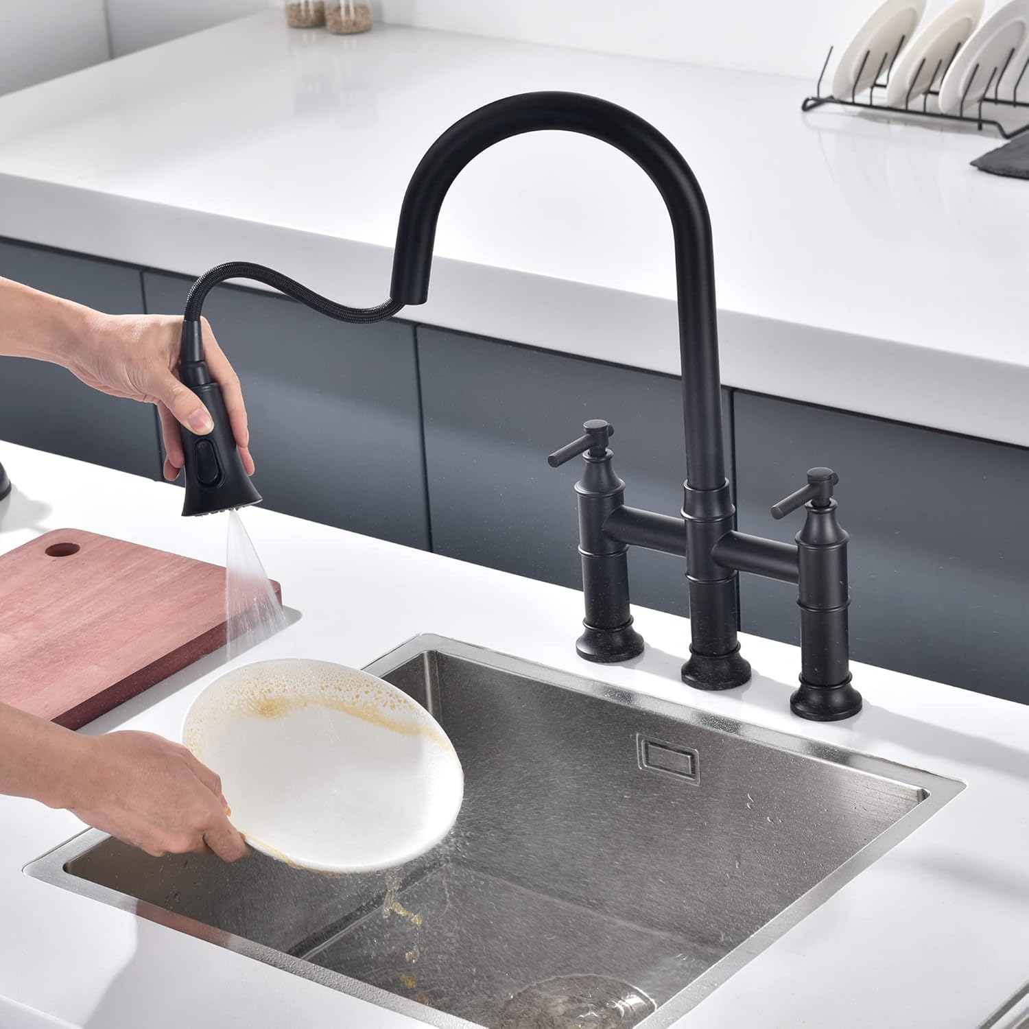 SUMERAIN Bridge Kitchen Faucet with Pull Down Sprayer Matte Black 3 Hole 2 Handle Kitchen Sink Faucet Stainless Steel