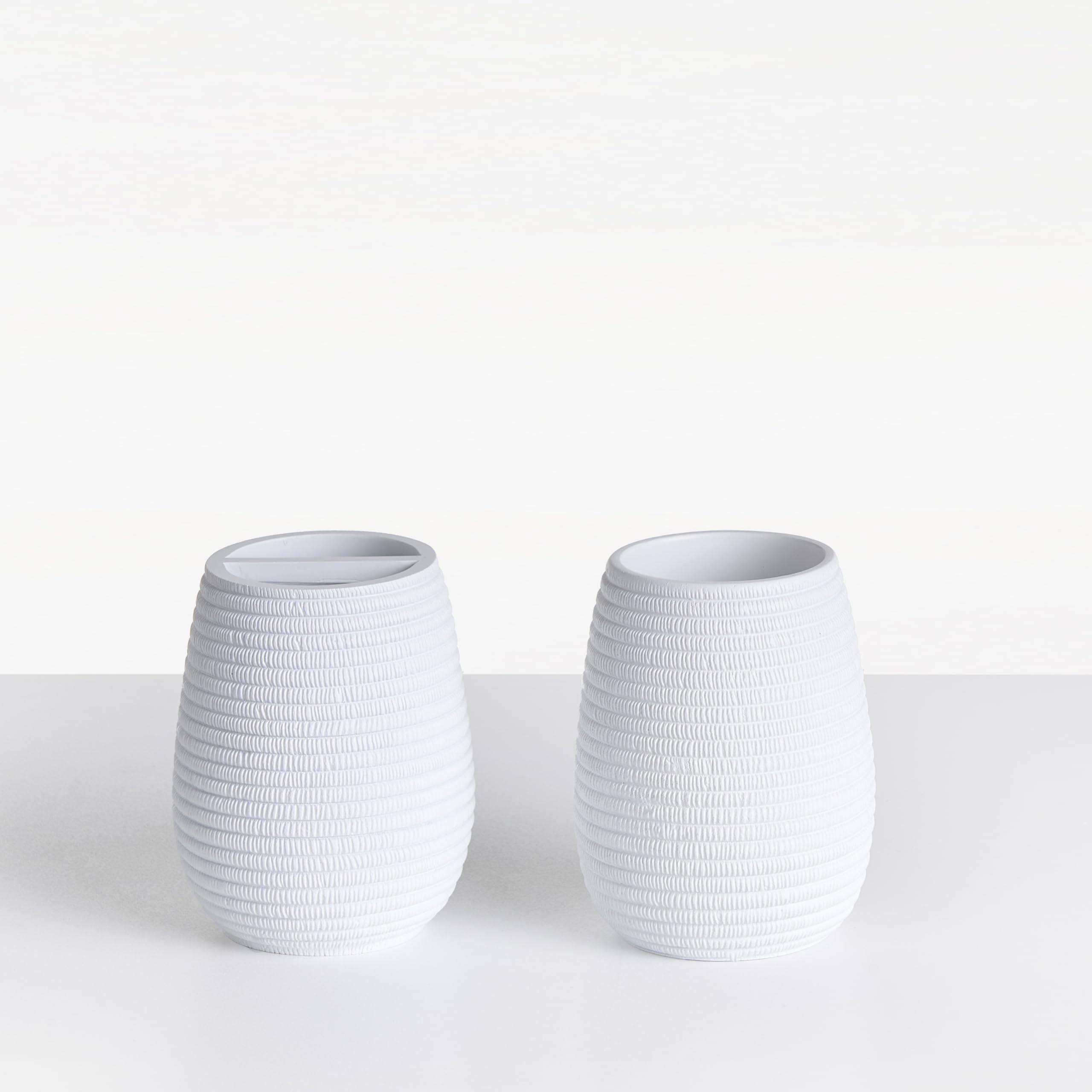 Conjunto de Accesorios de baño jabonera dispensador de jabón escobilla de Inodoro Vaso Soporte para cepillos de Dientes Blanco Quila