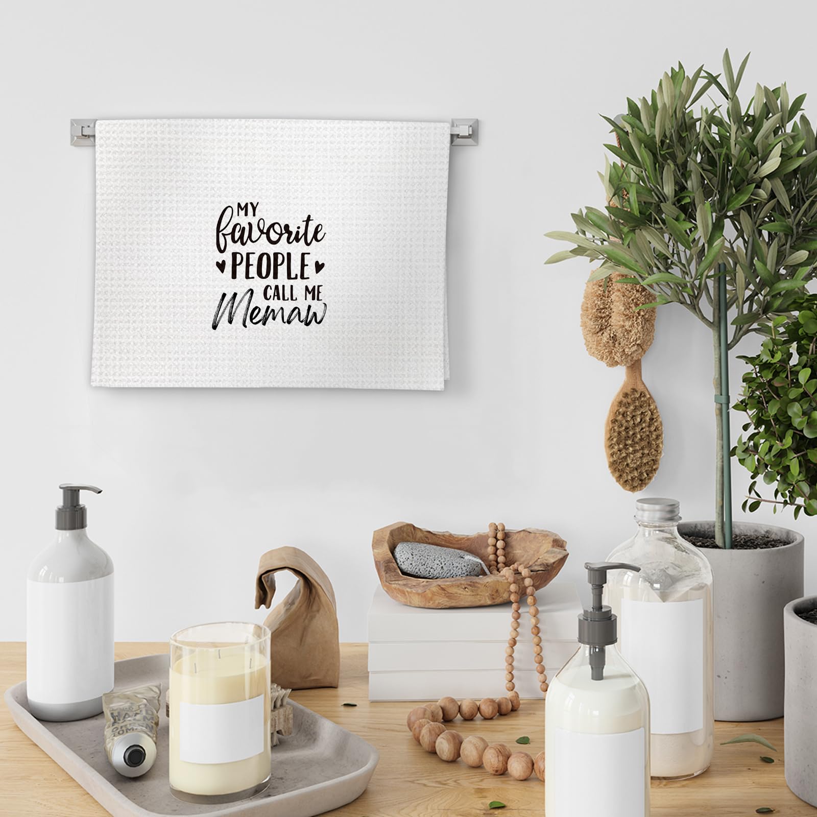 Memaw Gifts Kitchen Towels, Gifts for Memaws Grandma Dish Towels, Memaws Grandma Gifts from Grandkids, My Favorite People Call Me Memaw Decorative Hand Towel for Kitchen Bathroom(16x24 Inch)