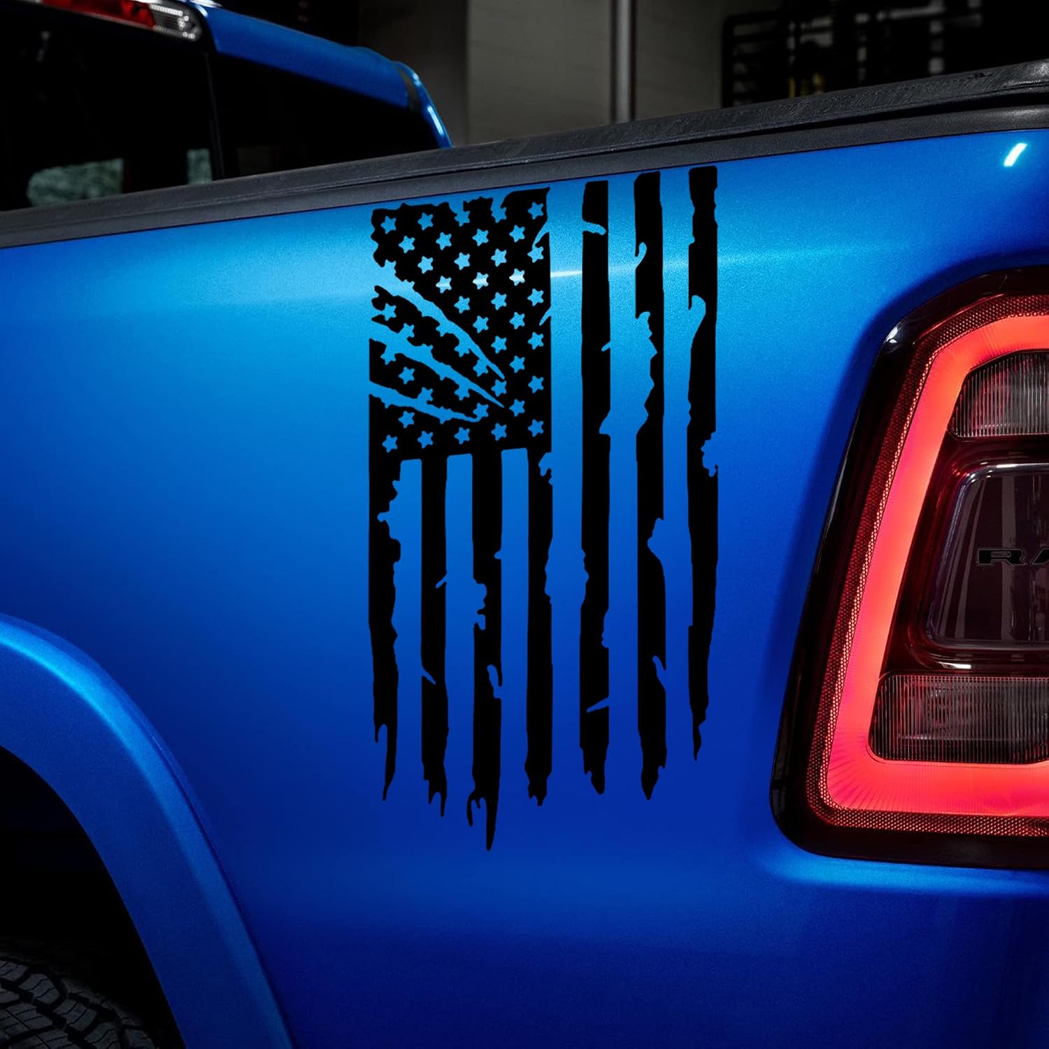 Zhizhong Distressed Truck Rear Tailgate American Flag Vinyl Decal Sticker Compatible with Most Pickup Trucks (11" x 20" Matte Black)