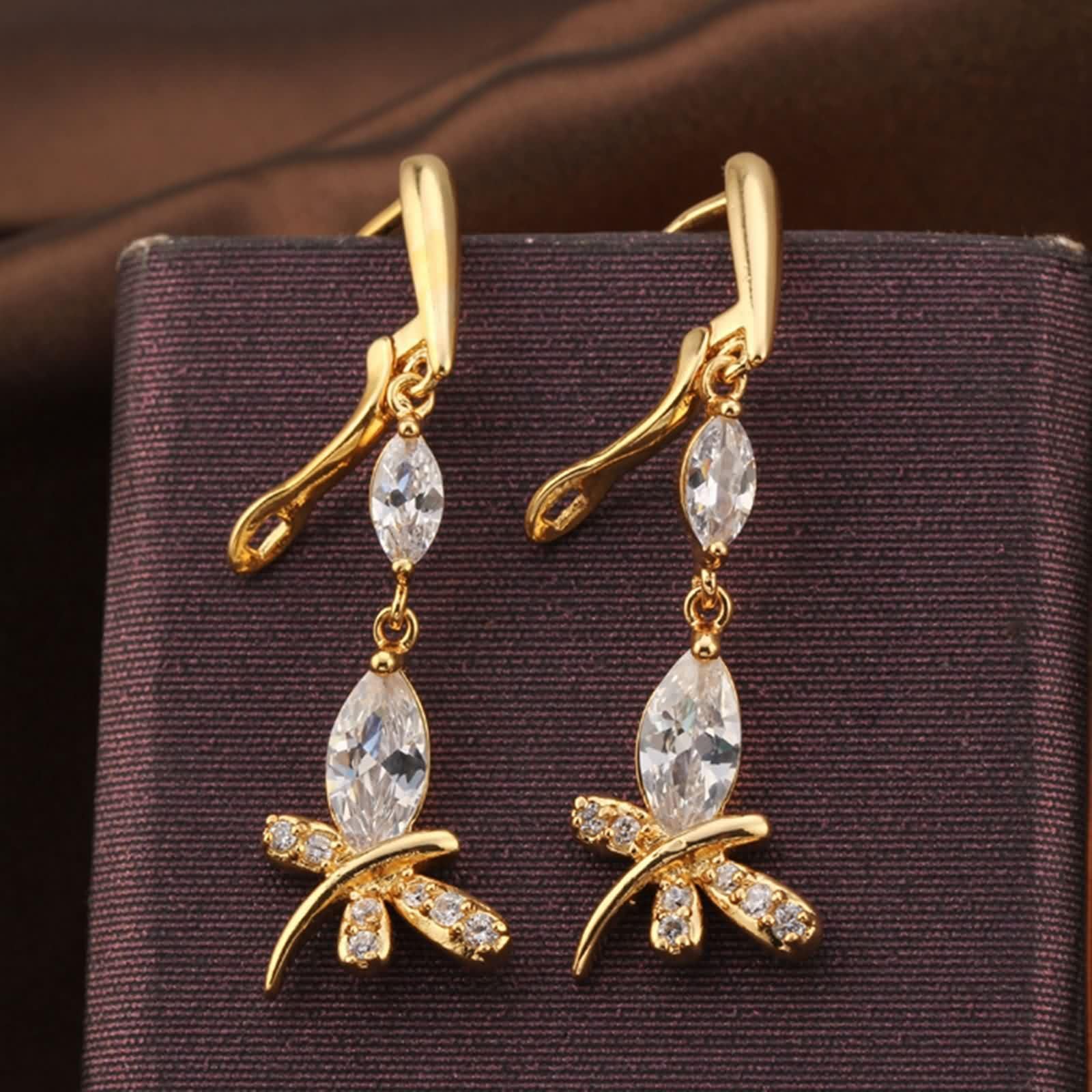 KnSam Pendientes de oro blanco 750 de 18 quilates para mujer, diseño de libélula con moissanita, talla marquesa, pendientes de oro Au750, sin níquel, plata