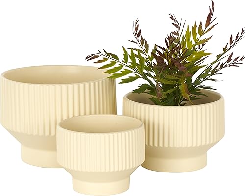 Deco 79 Maceta ancha de cerámica con ranuras lineales y bases cónicas, juego de 3 de 10 pulgadas, 8 pulgadas, 7 pulgadas de ancho, verde