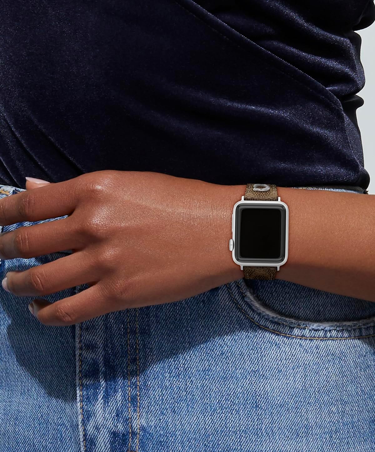 COACH Apple Watch Strap, Compatible with 38mm, 40mm, 41mm Apple Watch, Interchangeable Strap with Signature Style for a Personalized Look