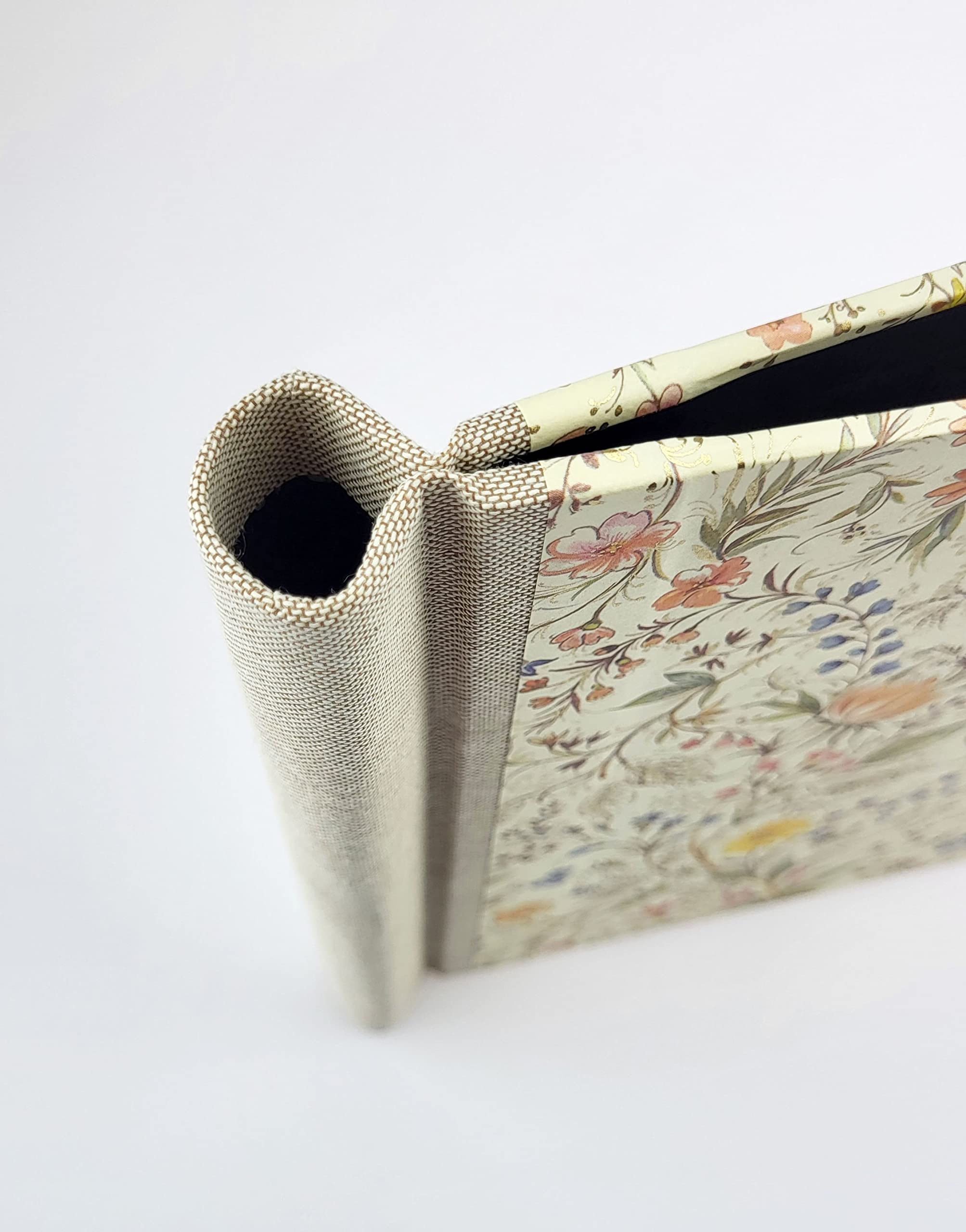 Klemmbinder Primavera Naturleinen, A4 QUER Multicolor mit Goldakzenten