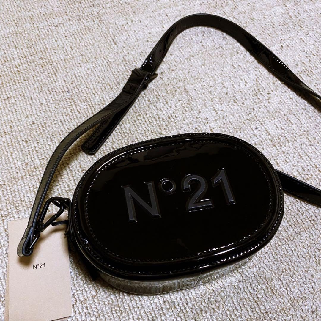 Amazon.co.jp: タグ付 N°21 ヌメロヴェントゥーノ ショルダーバッグ 