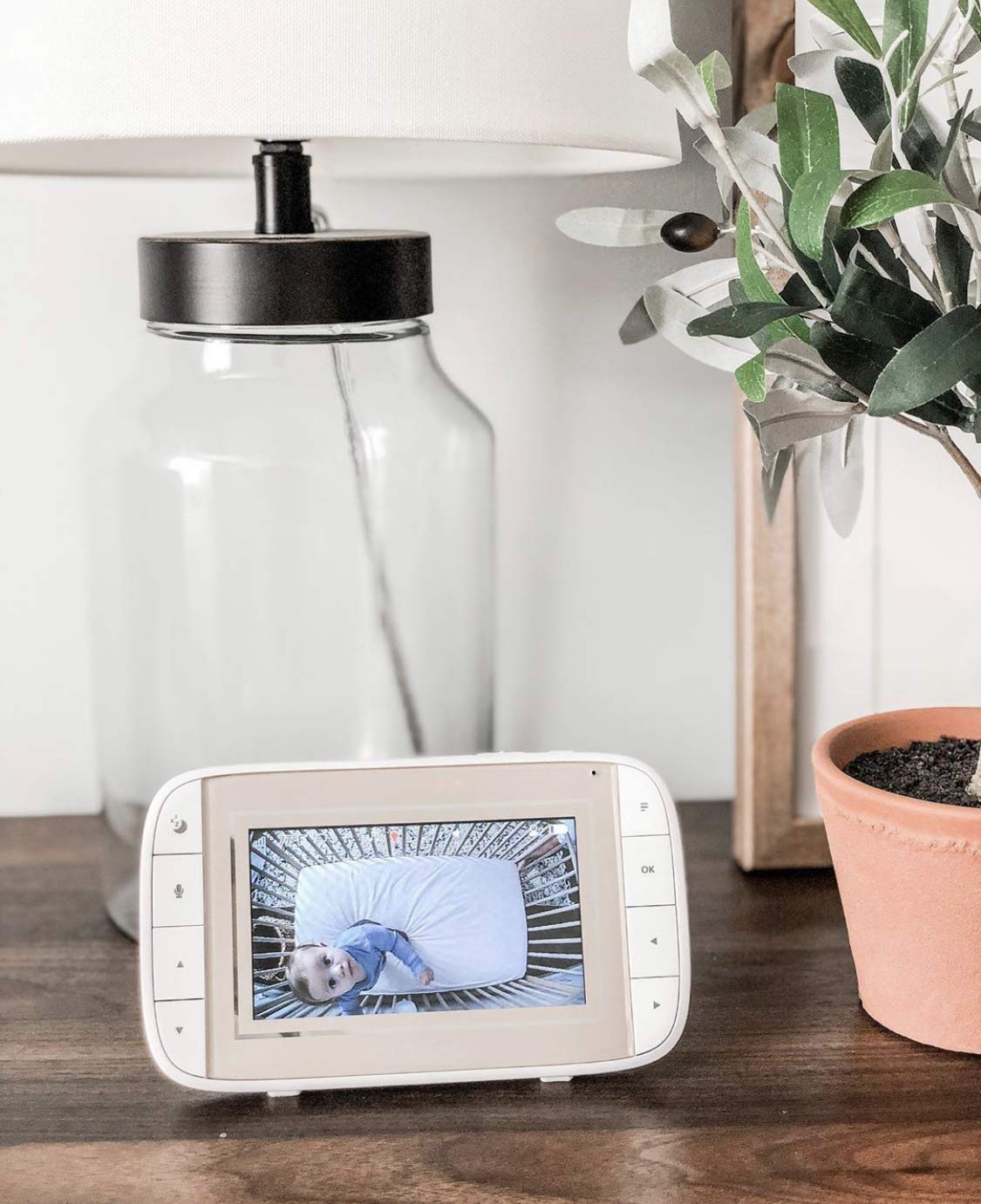 Motorola Halo+ Video Baby Monitor Infant WiFi Camera with Overhead