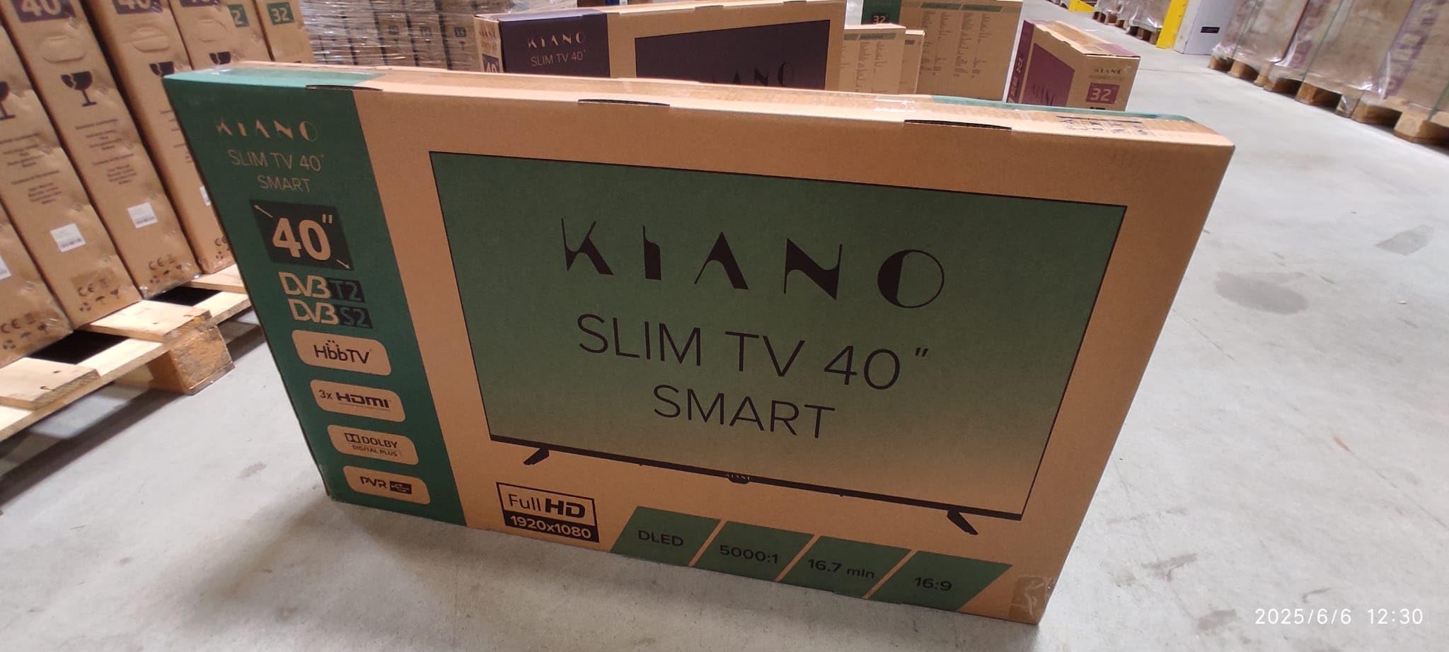 Kiano Slim TV Smart Telewizory 40" Cal 100 cm LED Full HD 1080p TV FHD | Android TV Netflix HBO YouTube PrimeVideo | Bluetooth WiFi Miracast | 3 HDMI USB | Dolby Audio |Triplo Tuner DVB-T2 Czarny