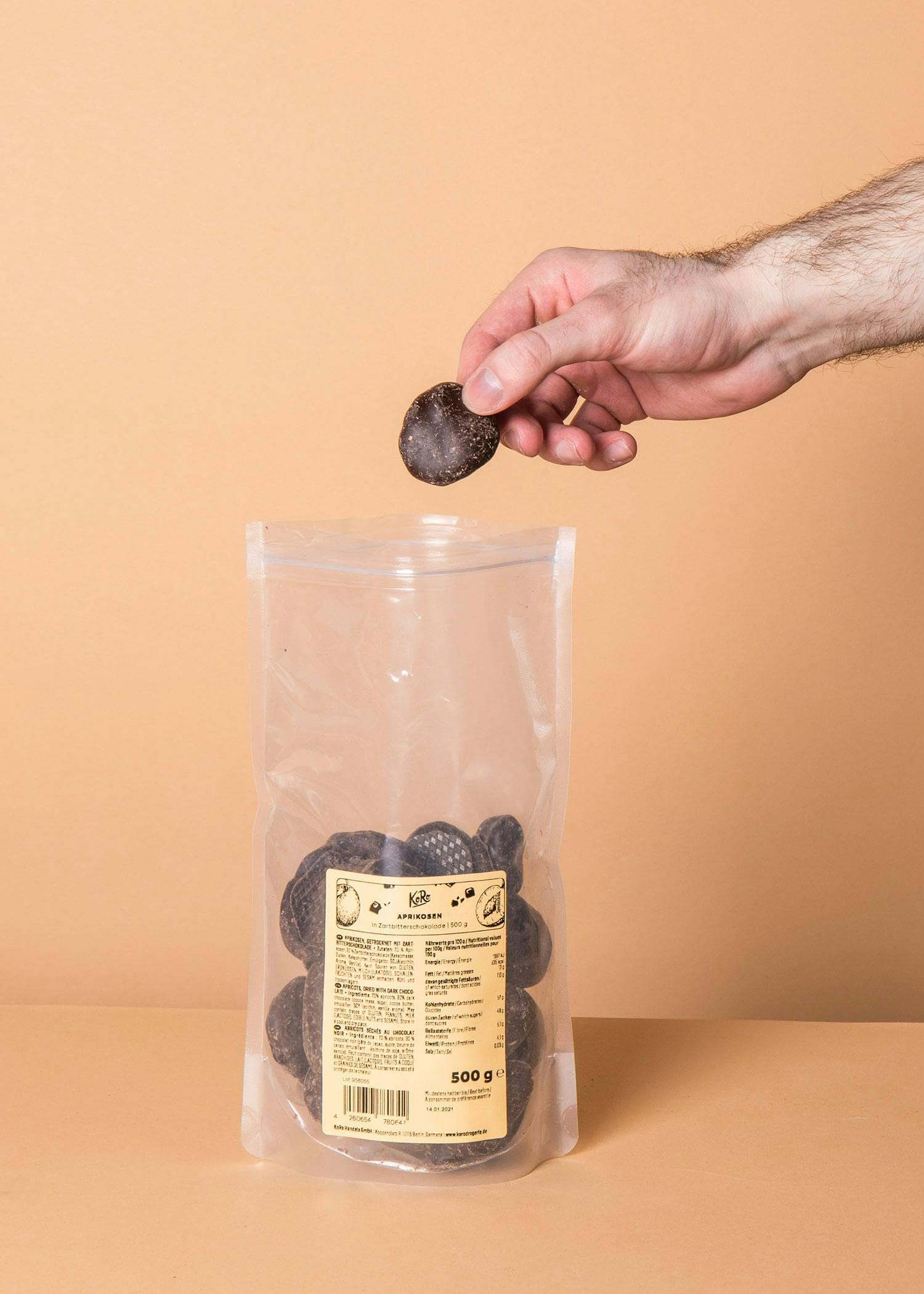 KoRo - Albicocche al cioccolato fondente formato prova 500 g - Delizioso snack vegano senza zuccheri aggiunti