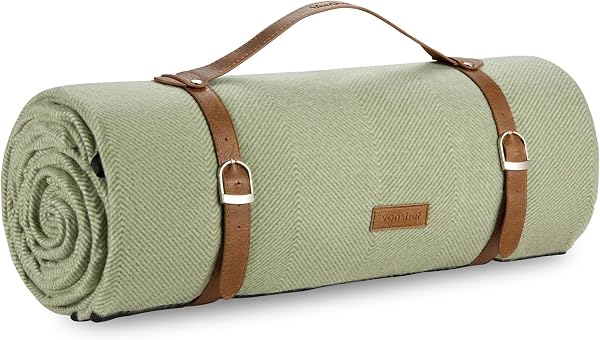 VonShef Picnic Blanket: Thinness & Fastening Woes — A Worthwhile Outdoor Investment?