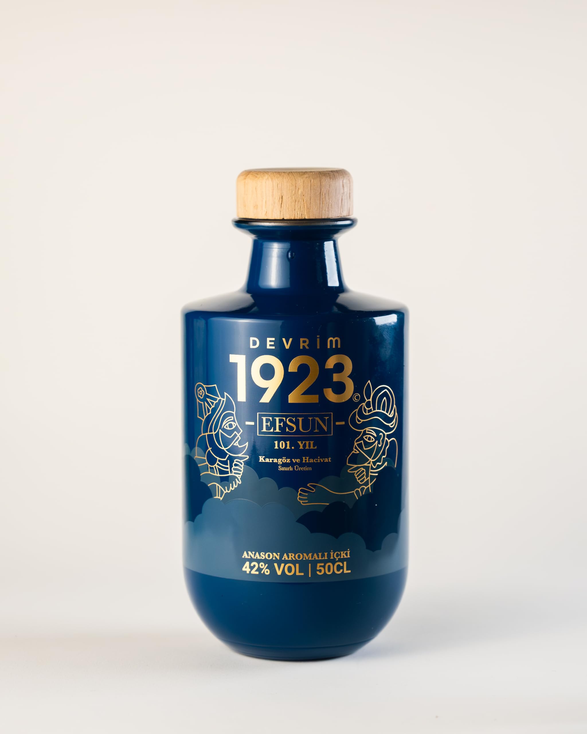 Devrim 1923 ''Efsun'' Raki - Limited Edition - Karagöz & Hacivat - 101. YIL