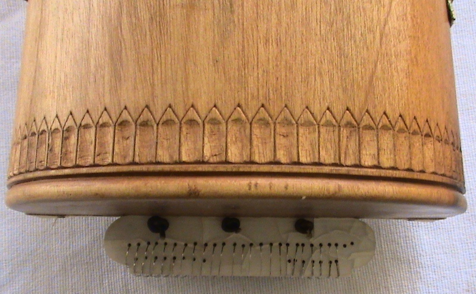 Concert Kalawati Sarangi made of Tun with Bow rosin tuning wrench and bag - Image 6