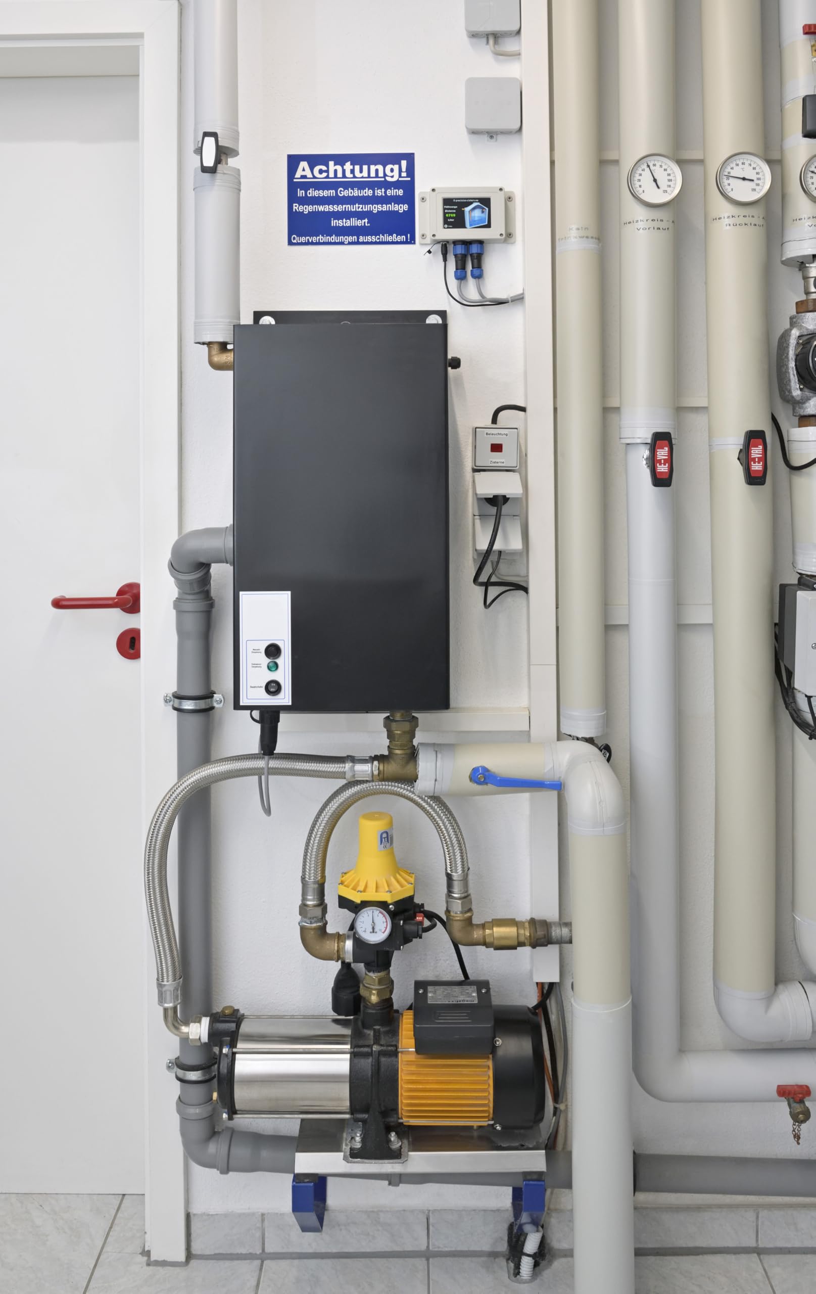 Zisti231 Zisternensteuerung - Digitale Füllstandsanzeige mit WiFi und MQTT, TL231-Drucksensor für 1000-20000L Zisternen, Nextion-Display, Plug & Play Installation