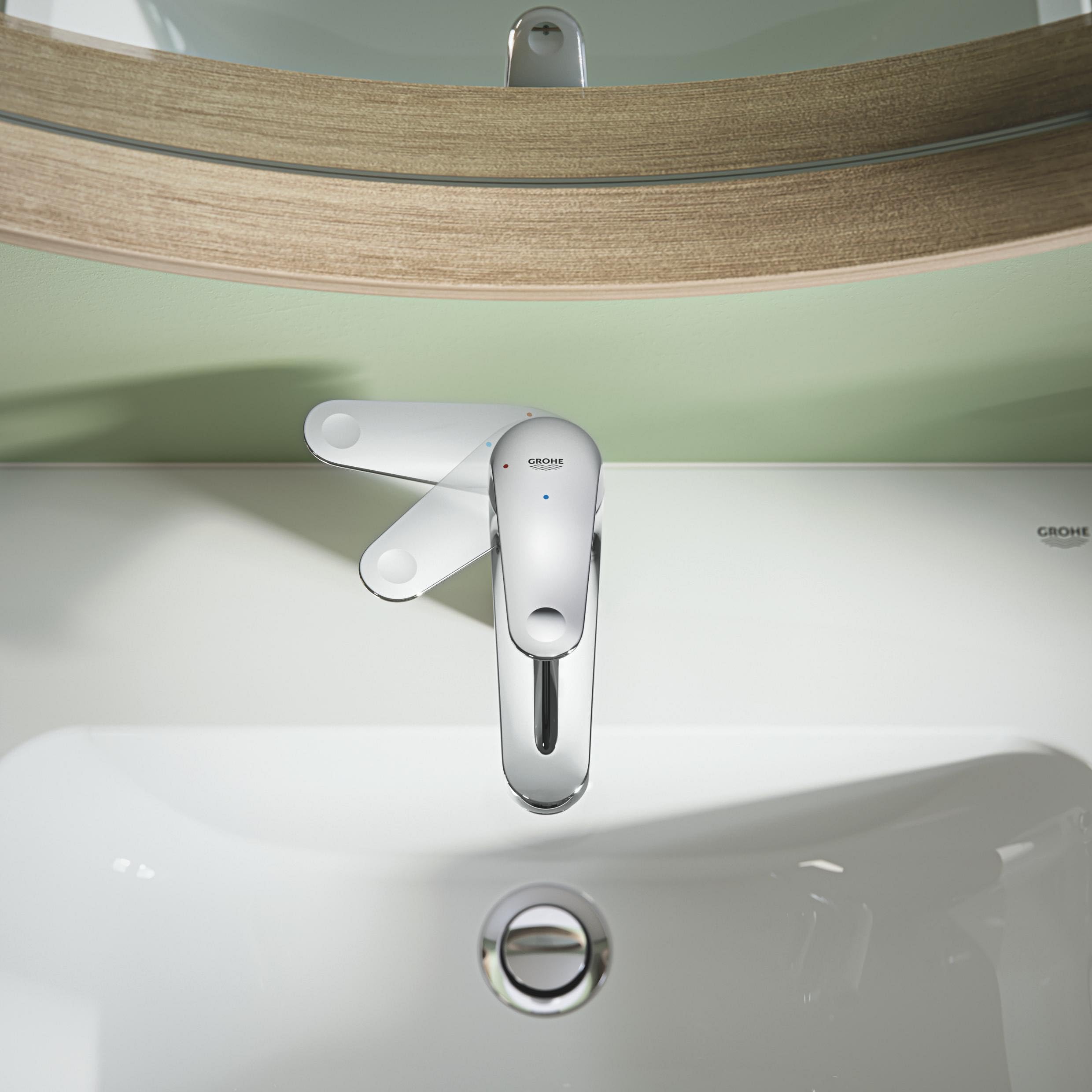 GROHE Swift, energiesparende Waschtischarmatur, Kaltwasser in Mittelstellung (Wasserhahn für Waschbecken, 18cm hoch, mit Pop-Up Ablauf, mit 3in1 Werkzeug, einfache Installation), chrom, 24329001