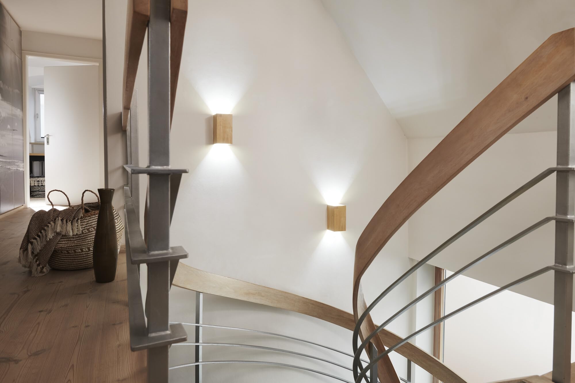 LEDVANCE EDVANCE Lampada ORBIS WOOD SMART+ Wi-Fi, lampada da parete per interni a LED dimmerabile, illuminazione 14W, 3000-6500K, 600lm, forma quadrata in vero legno, 21x11cm