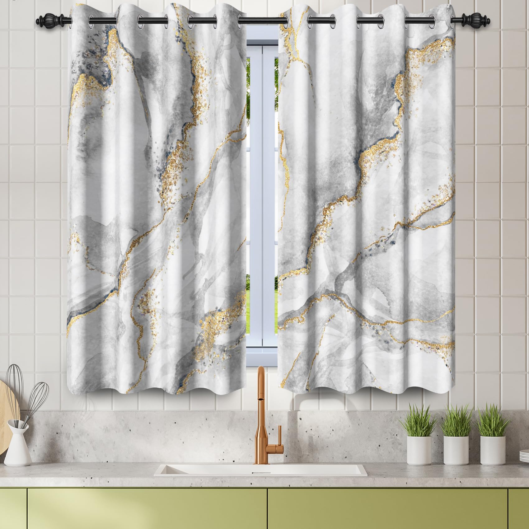 Rideaux occultants avec doublure noire thermique motif marbre doré pour salon