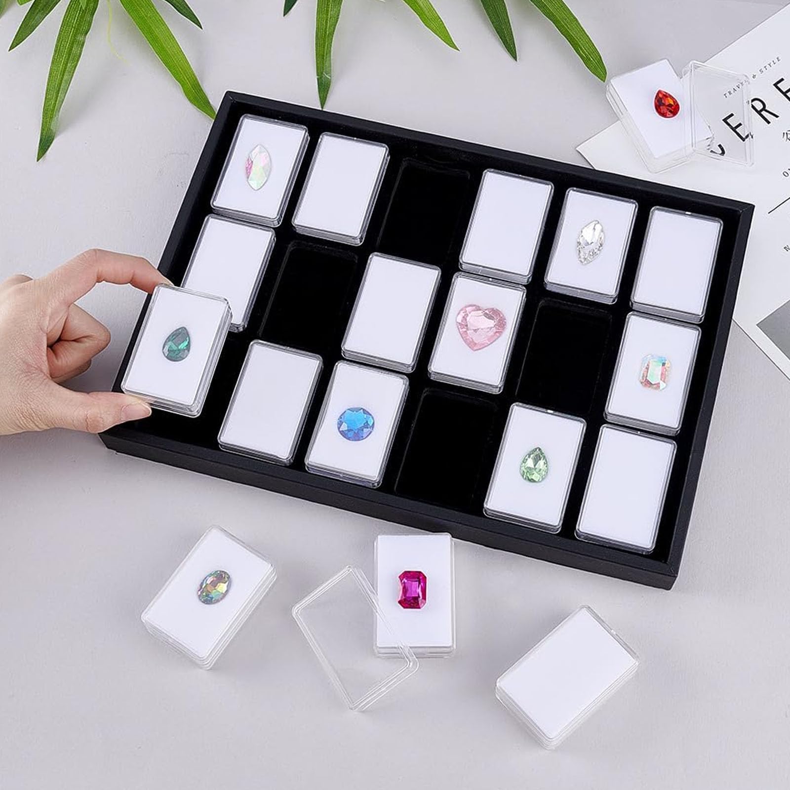 Caja de almacenamiento y exhibición de piedras preciosas Organizador de 18 ranuras para joyas y coleccionables de diamantes con protectora transparente Vitrina de diamantes