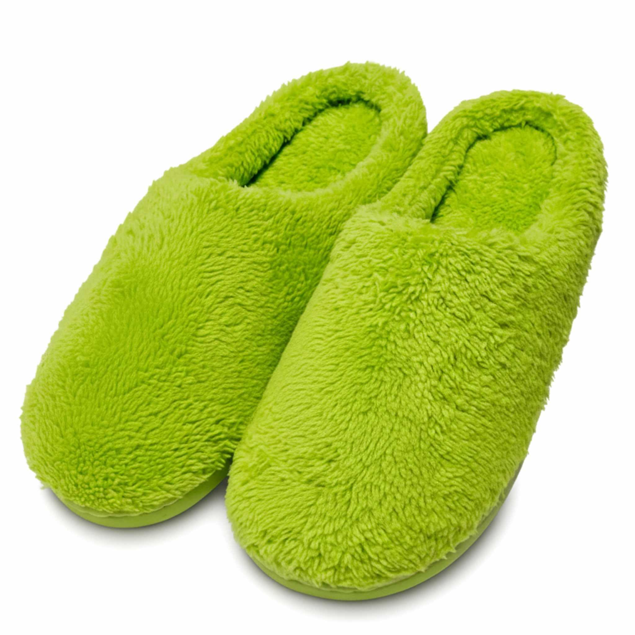 IRXVESA Christmas Green Slippers For Women And Men Fuzzy Fluffy Shoes Warm Cozy House Slip-on Indoor Outdoor Slippers