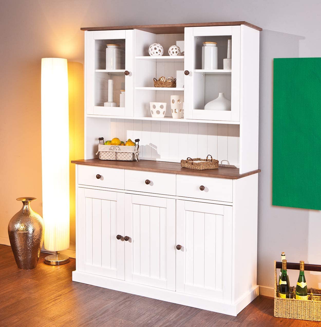 Inter Link - Vitrinenschrank - Küchenschrank - Geschirrschrank - Esszimmerschrank – Vitrine - Landhausstil - Kiefer Massivholz – 5 Türen – 3 Schubladen – Westerland 6.2 – Weiß/Sepia lackiert