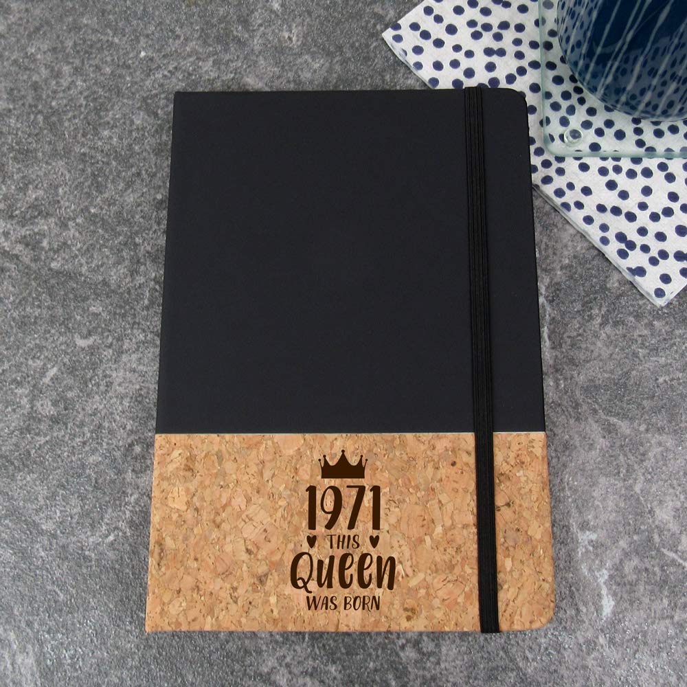 eBuyGB Notepad Engraved Black A5 Notebook-1971 This Queen was Born Design-50th Women, Her-Fiftieth Birthday Gift for Mum, Cork