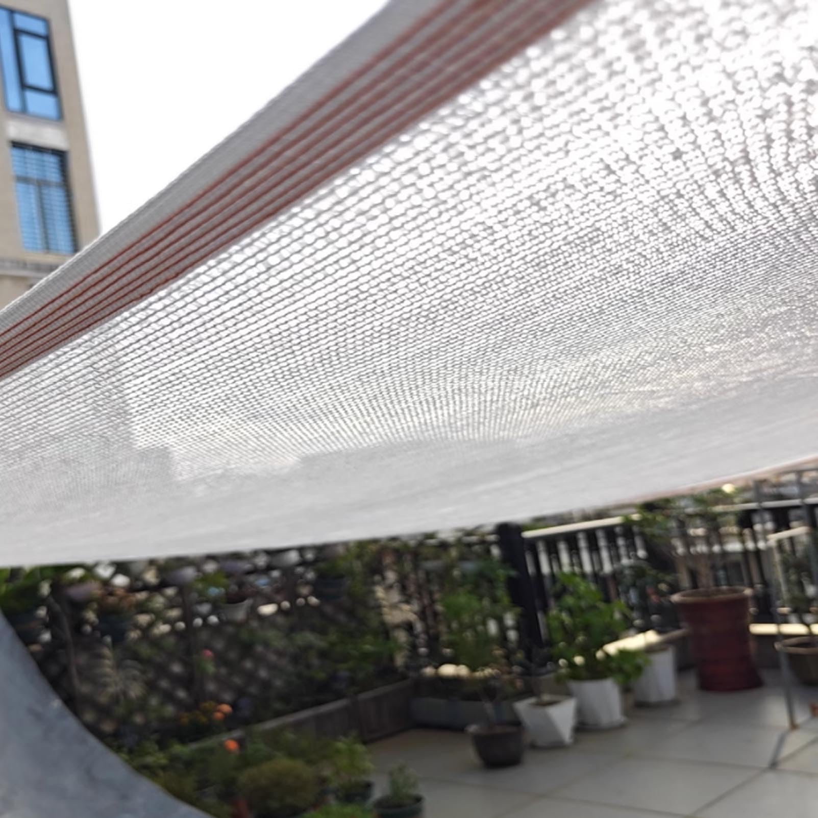 Filet D'Ombrage Blanc pour Potager 60-70% Filet Anti Chaleur, 4 Broches Toile Ombrage Anti Feuille Coupe-Vent Anti-âge Protection Solaire pour Jardin Balcon