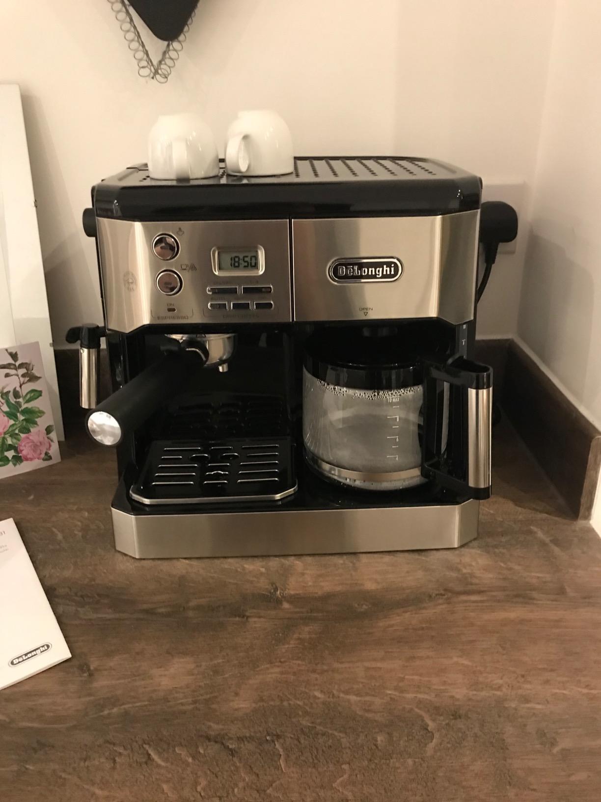 De'Longhi Combi Coffee Machine, Traditional Pump Espresso and Filter