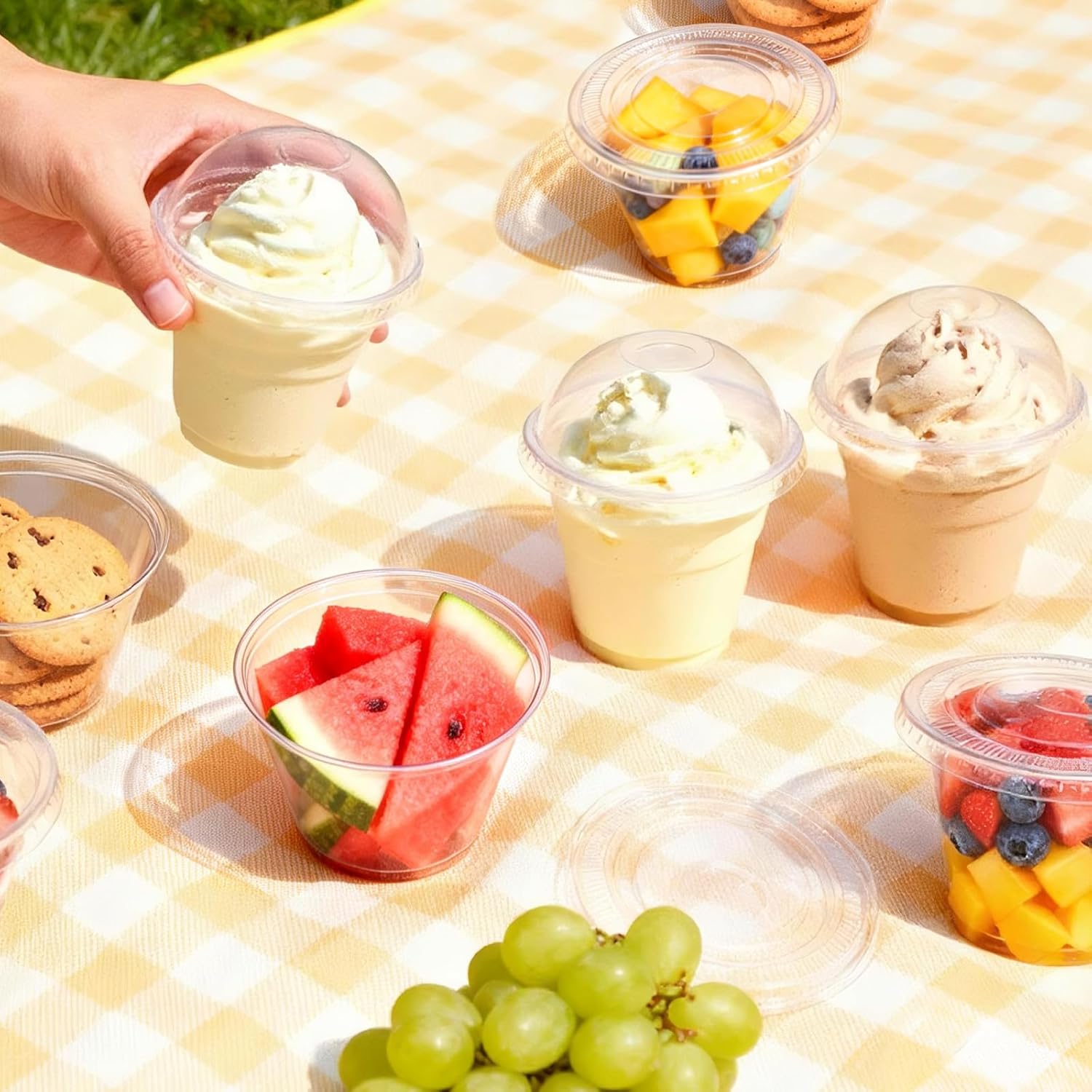 Lamosi 9 oz Clear Plastic Cups with Lids 50 Pack, Clear Disposable Cups with Flat Lids No Hole for Fruit, Snack, Pudding, Cold To Go Drinks or Milkshakes - Image 5