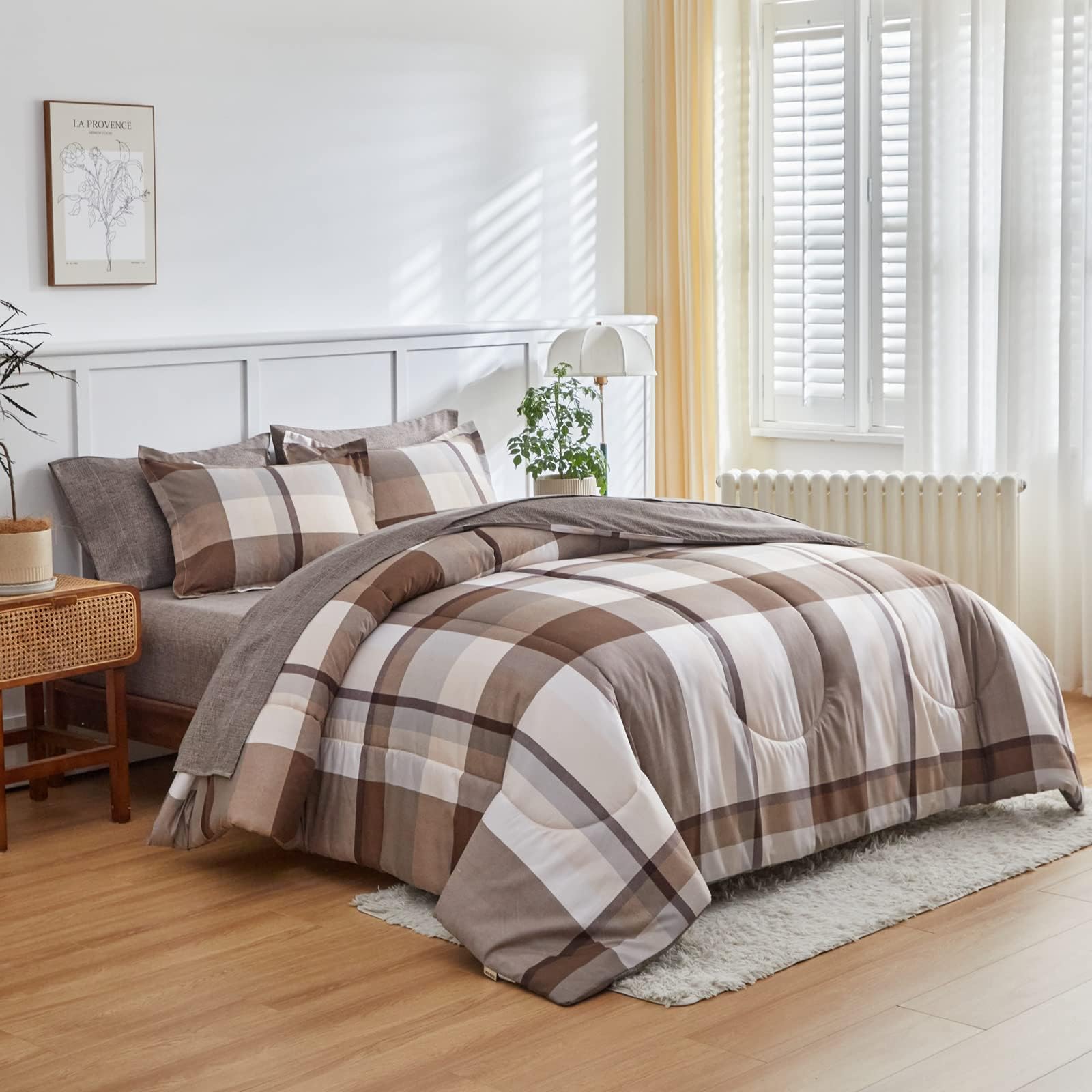 Amazon.com: Joyreap 7 Piece Bed in a Bag Full/Queen, Light Gray n Brown Stripes Design, Soft ...
