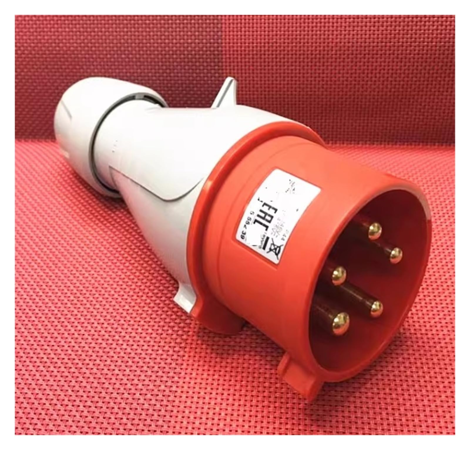 Enchufe industrial 5 PIN 32A 380V trifásico IP44 para cuadros modelo 555239