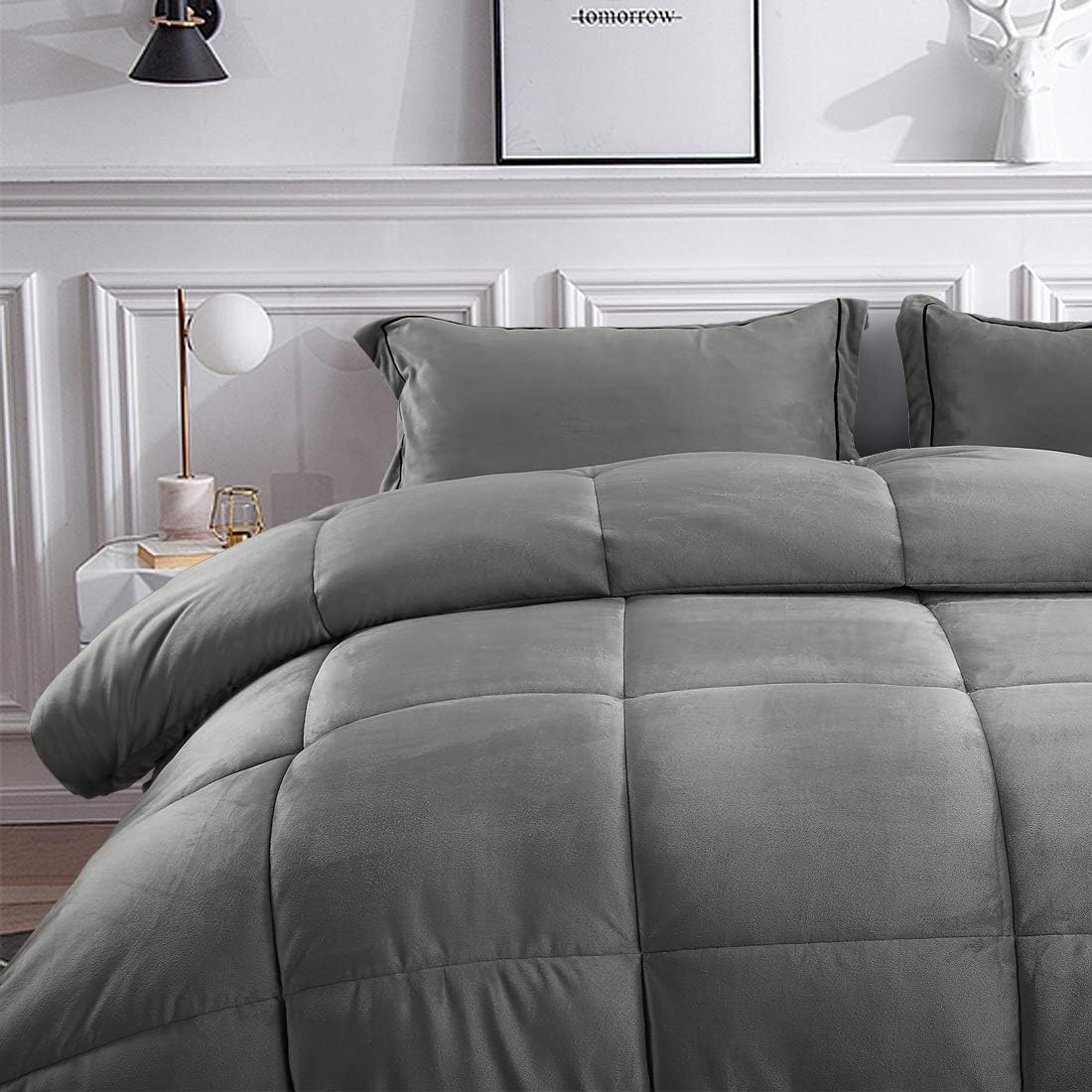 EDILLY Luxury Down Alternative Quilted Twin Comforter-Stand Alone Comforter for Queen Size Bed,Year Round Duvet Insert with 4 Corner Tabs Micromink Sherpa Dard Grey Twin Size