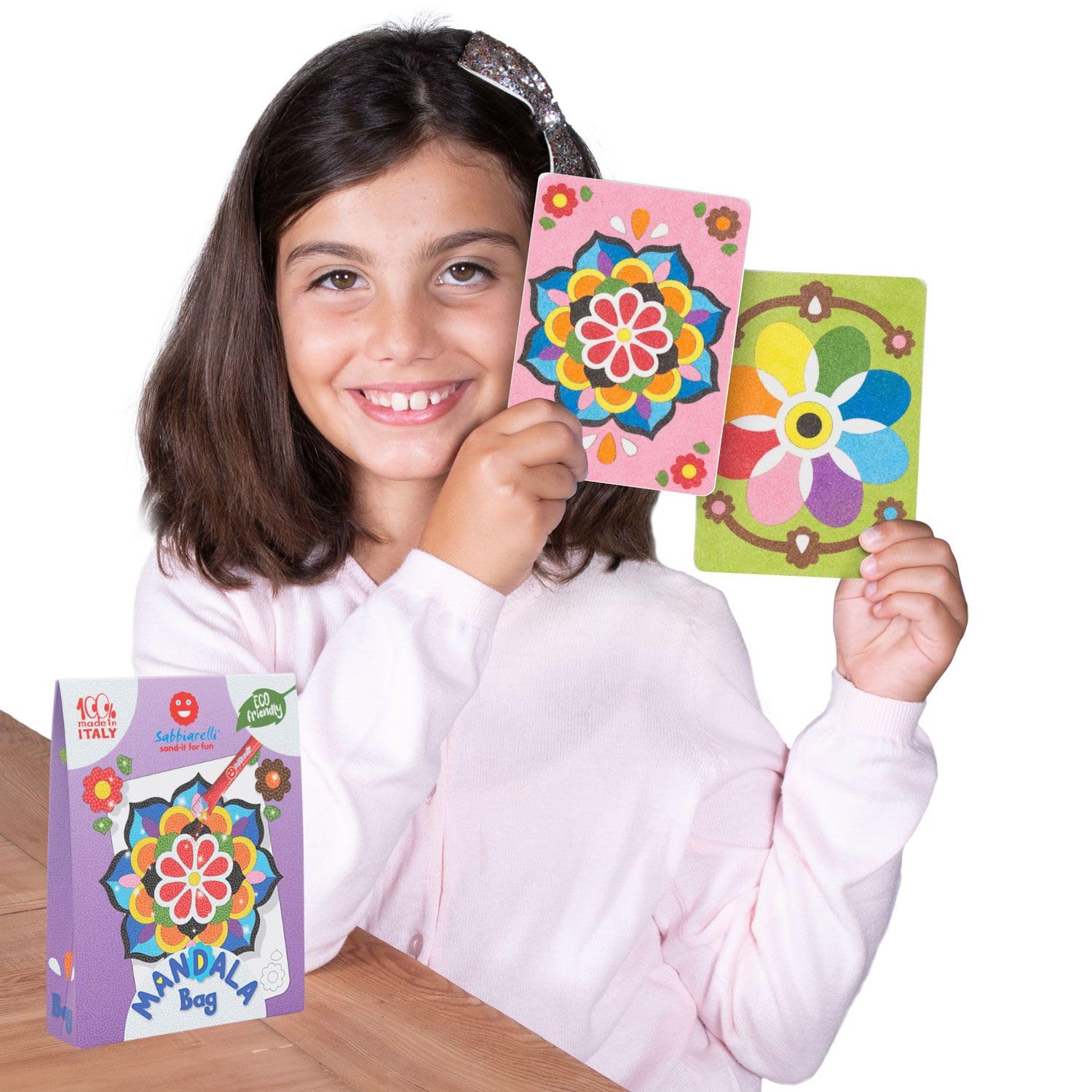 Sabbiarelli Sand-it For Fun – Bag Mandala | Mini Kit de Sand Art con Mandalas 100% Made in Italy con Arena de Colores y Dibujos Adhesivos | Manualidades Creativas para Niños de 5-12 años